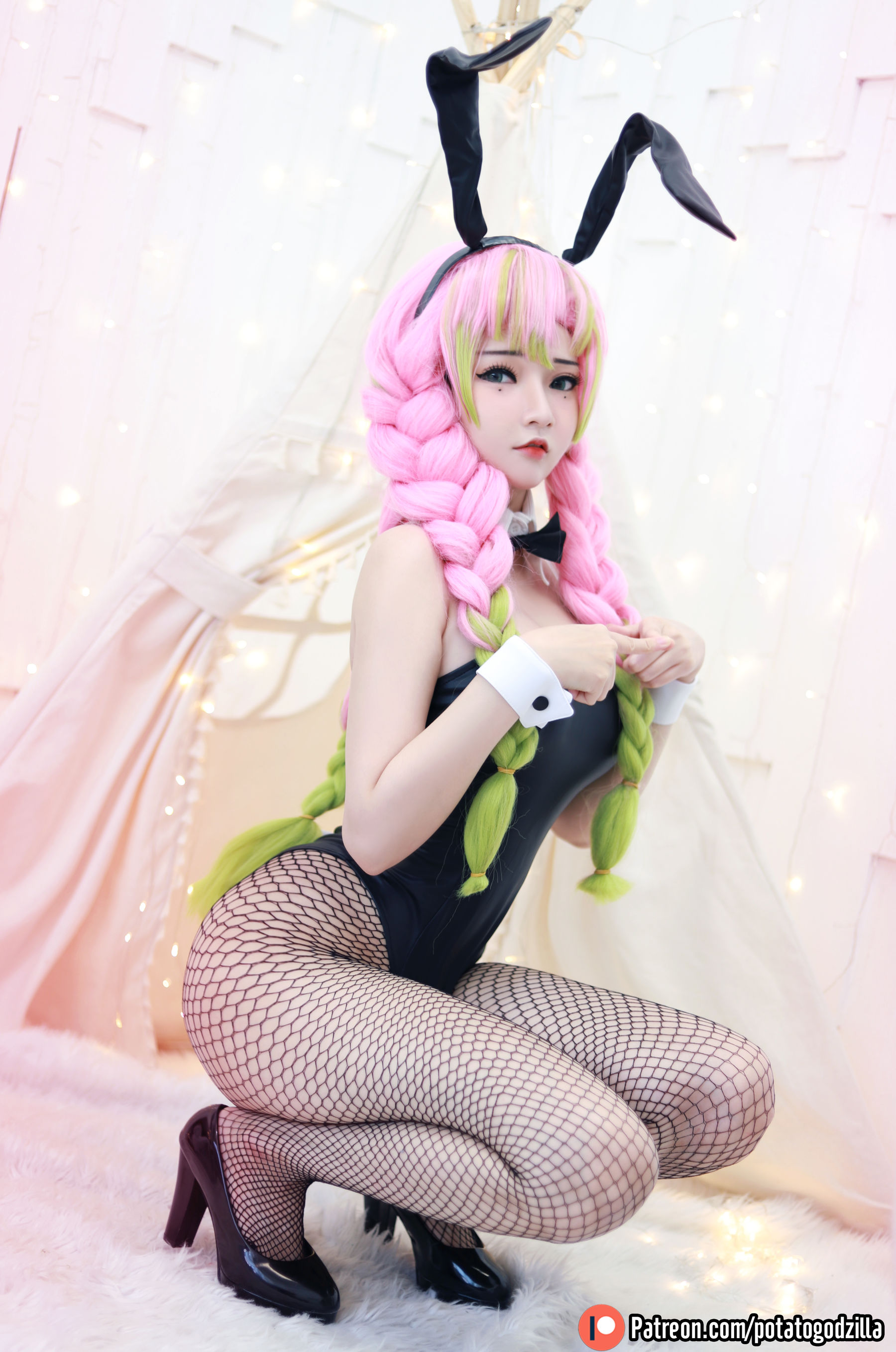 Coser小姐姐Potato Godzilla – Mitsuri Kanroji [25P] - 秀人网免费无水印在线套图写真