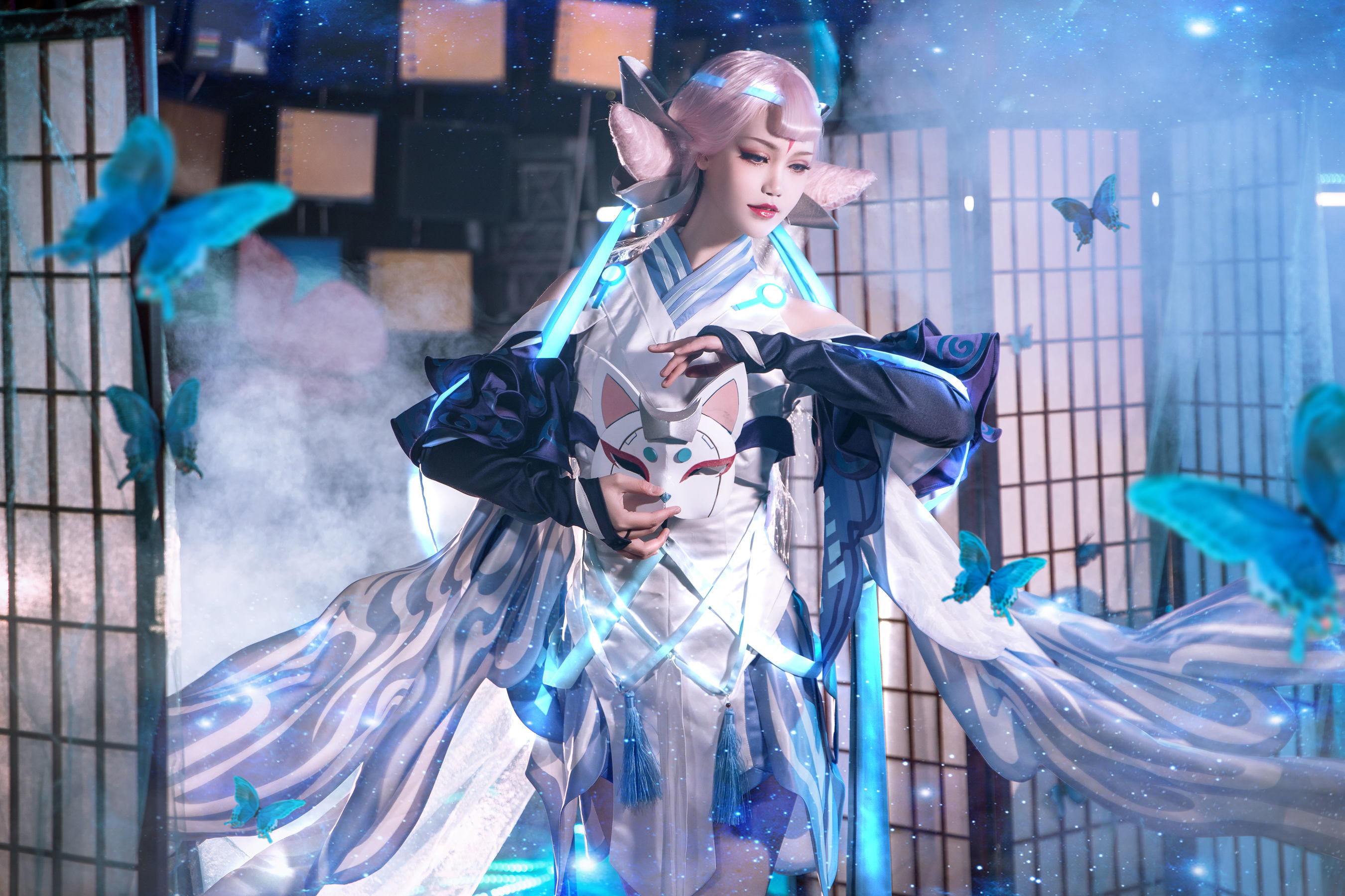 人气coser戚顾儿MIKI 王者荣耀 貂蝉 [19P] - 秀人网免费无水印在线套图写真