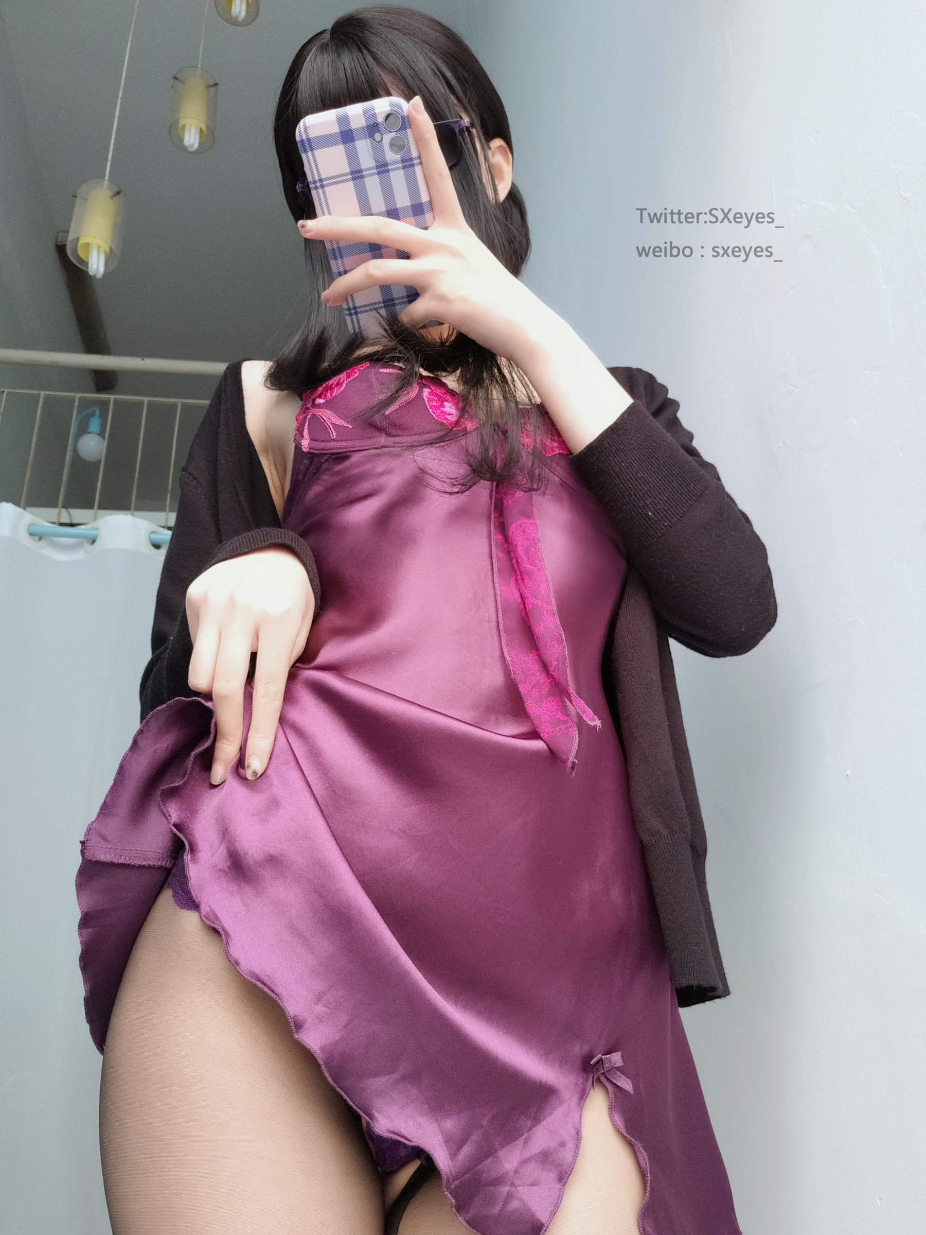 萌妹子眼酱大魔王w 开档人妻 [31P] - 秀人网免费无水印在线套图写真