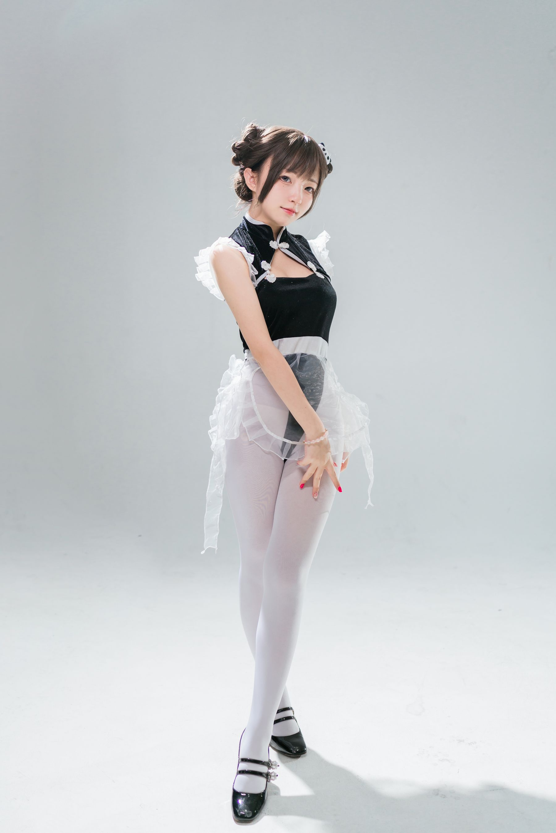 花铃 – 小熊猫女仆 [85P] - 秀人网免费无水印在线套图写真