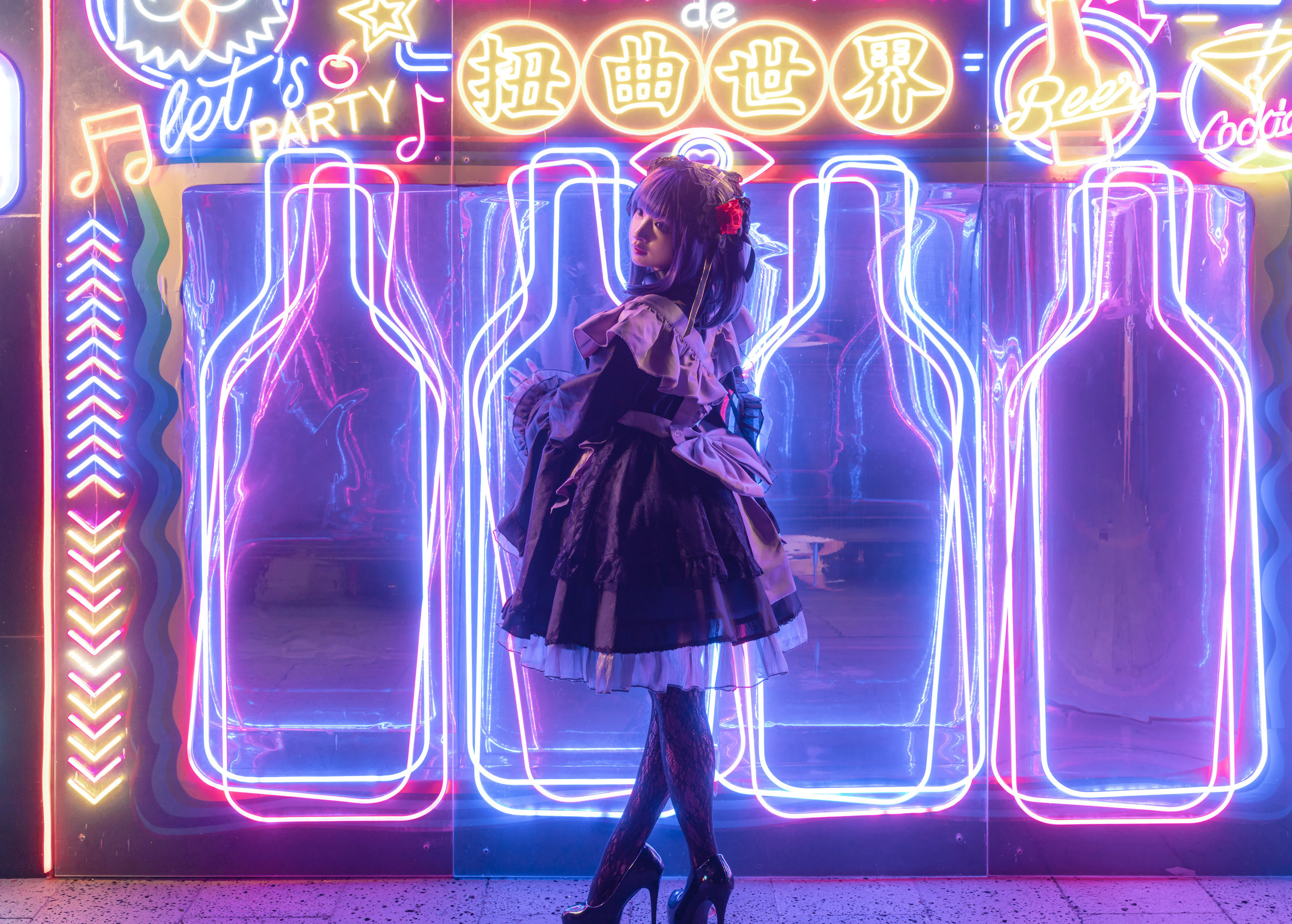 动漫博主九九八XY – 小雫 [15P] - 秀人网免费无水印在线套图写真