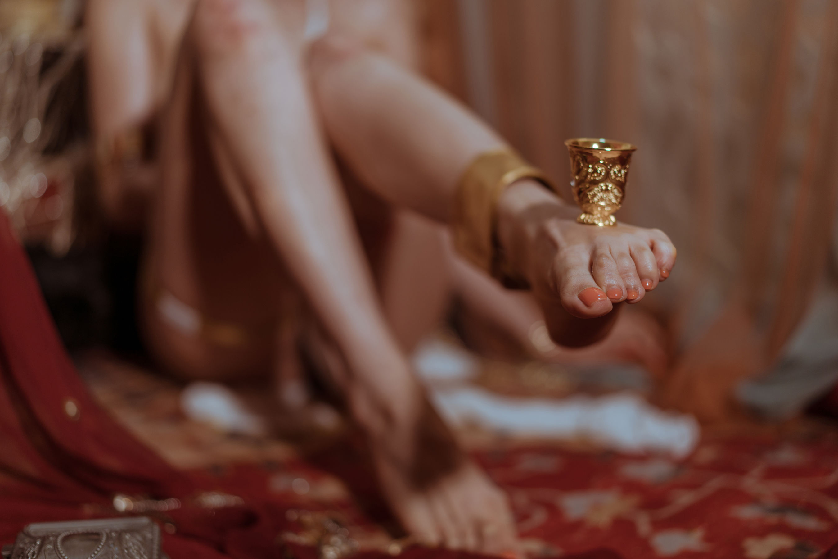 秋和柯基(夏小秋秋秋) – 宫廷狼妖-兽耳娘 [50P] - 秀人网免费无水印在线套图写真