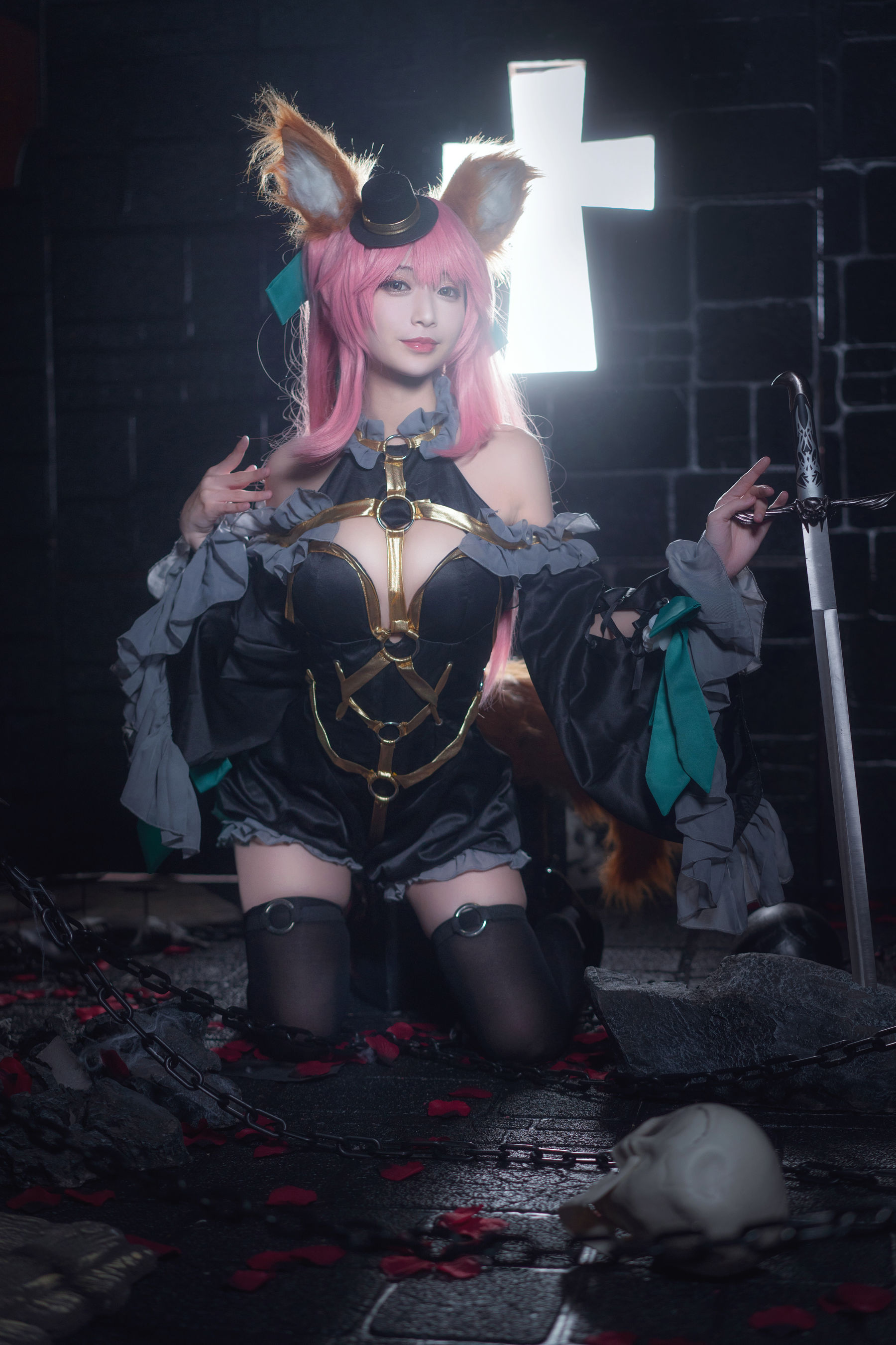[Cosplay写真] 动漫博主铁板烧鬼舞w – 玉藻前 魔术 [20P] - 秀人网免费无水印在线套图写真