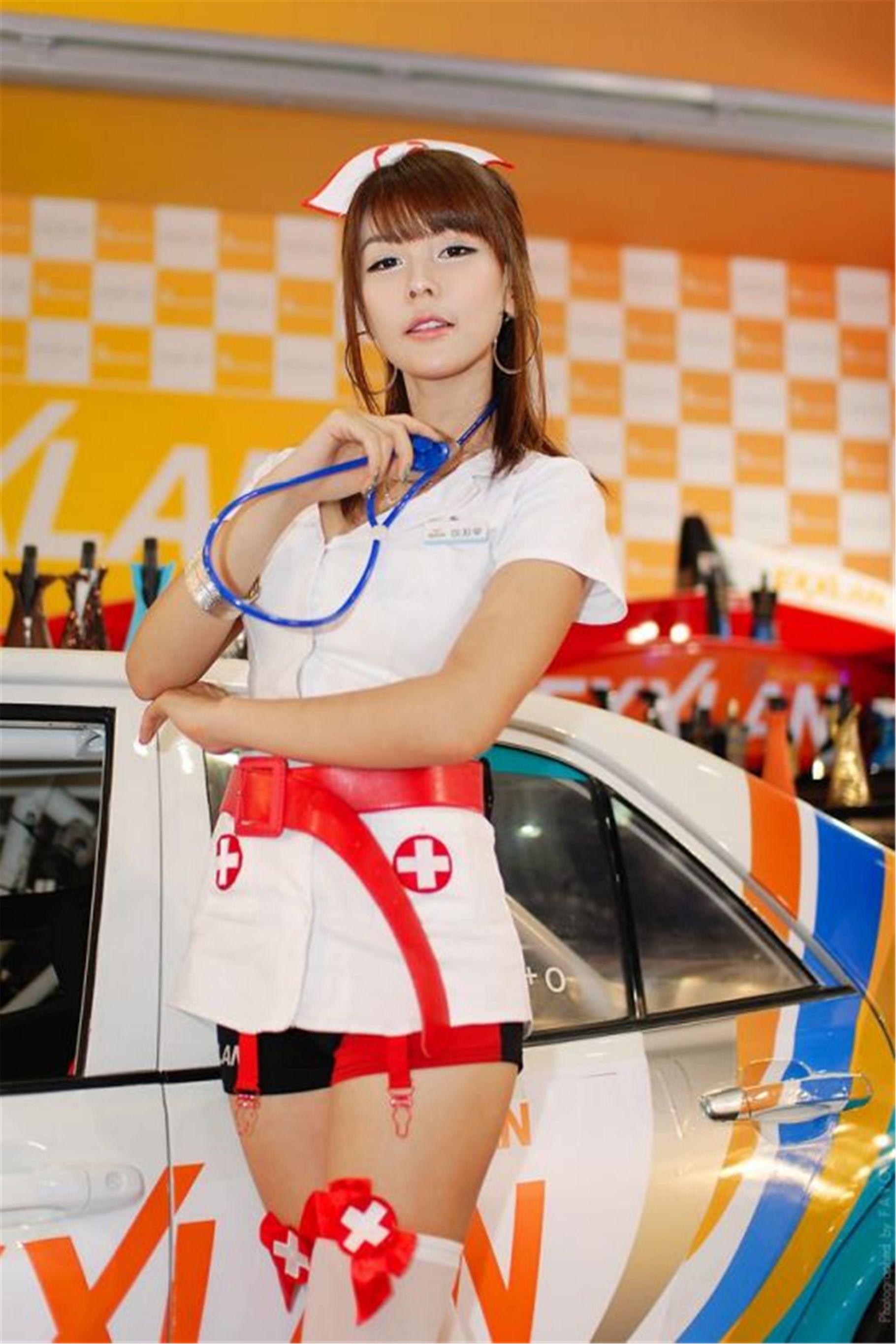 韩国车模李智友 @@@ 《EXXLAN之护士装系列》 [28P] - 秀人网免费无水印在线套图写真