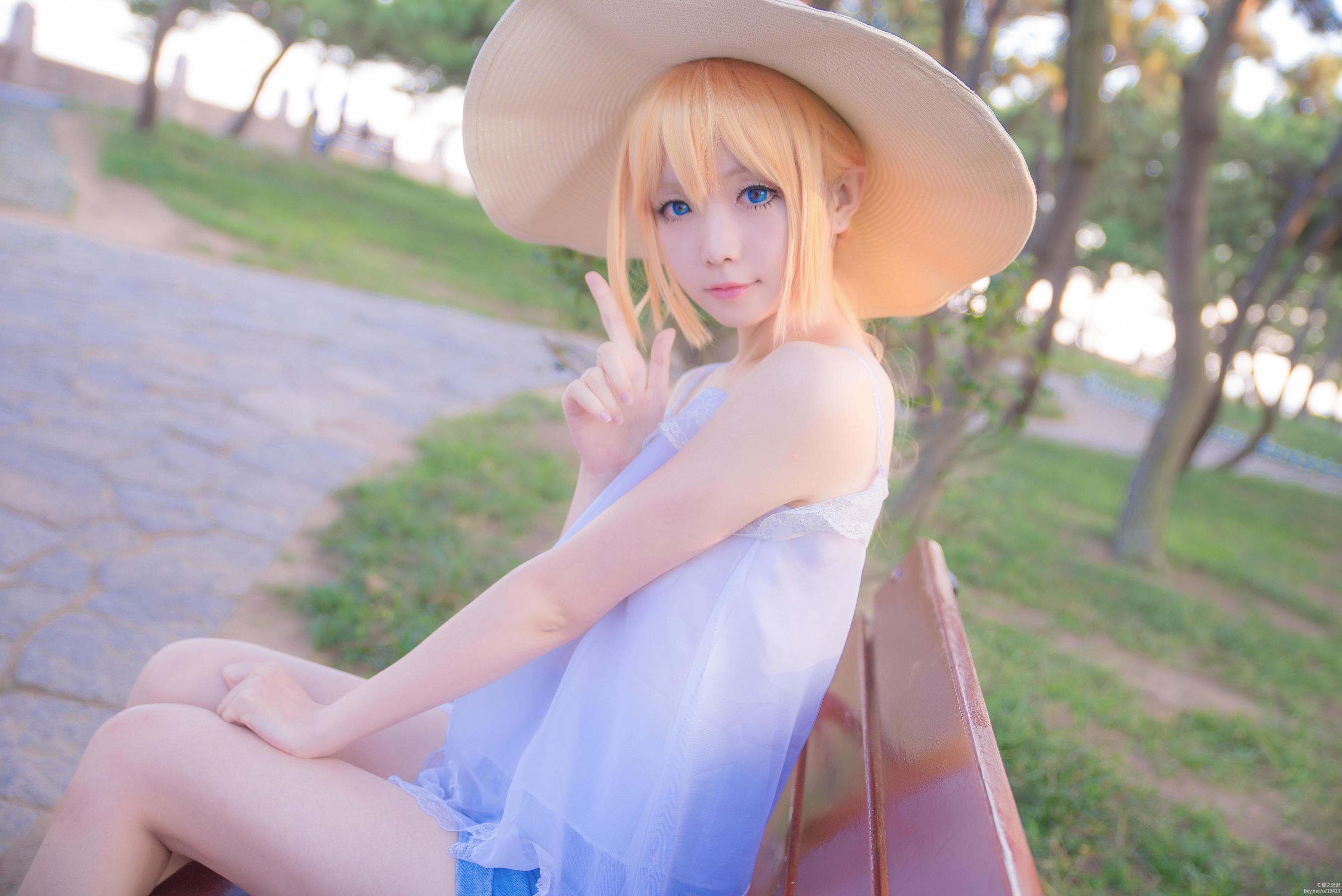 Coser小姐姐星之迟迟 刀剑乱舞COS乱藤四郎 [28P] - 秀人网免费无水印在线套图写真