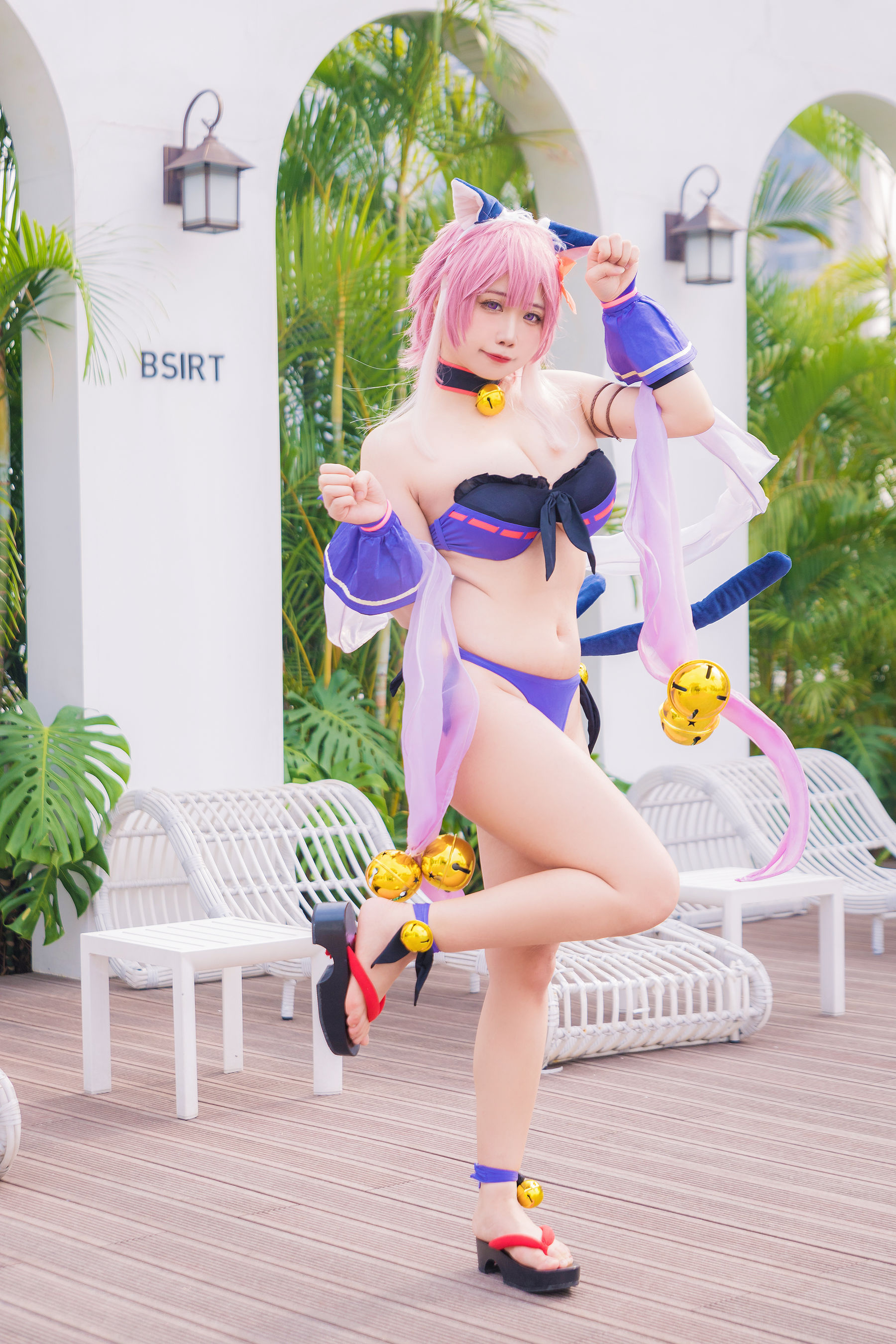 贞子蜜桃 – 九月舰长 宮坂珠希泳装 [30P] - 秀人网免费无水印在线套图写真