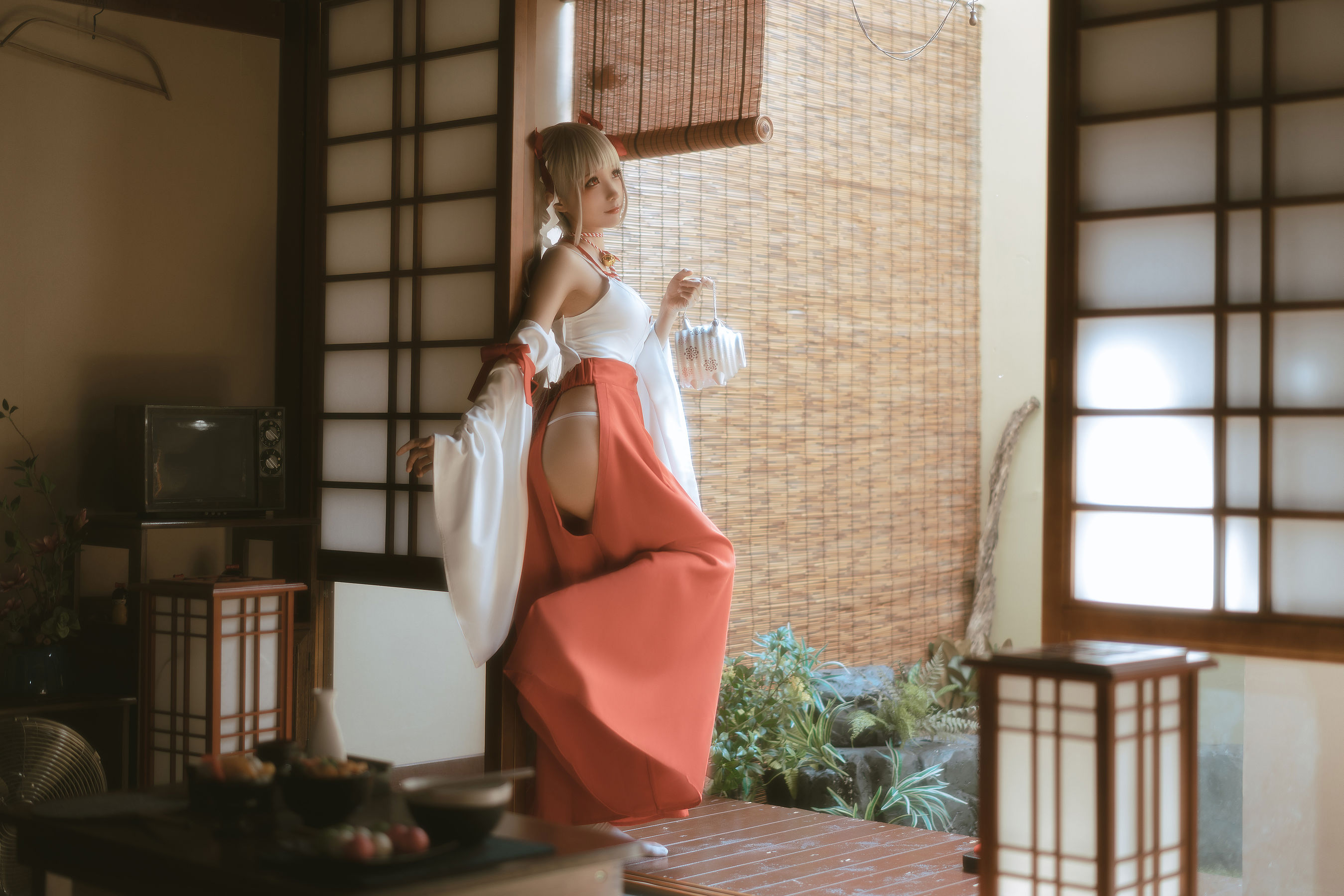 动漫博主蠢沫沫 – 可畏巫女 [55P] - 秀人网免费无水印在线套图写真