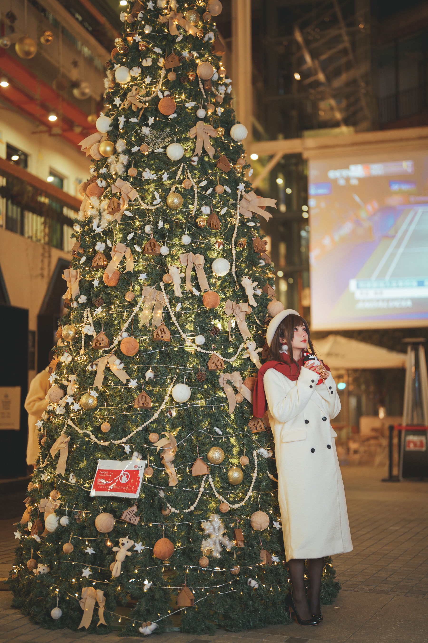 COS福利rioko凉凉子(肉扣热热子) – 圣诞麋鹿套装 [50P] - 秀人网免费无水印在线套图写真