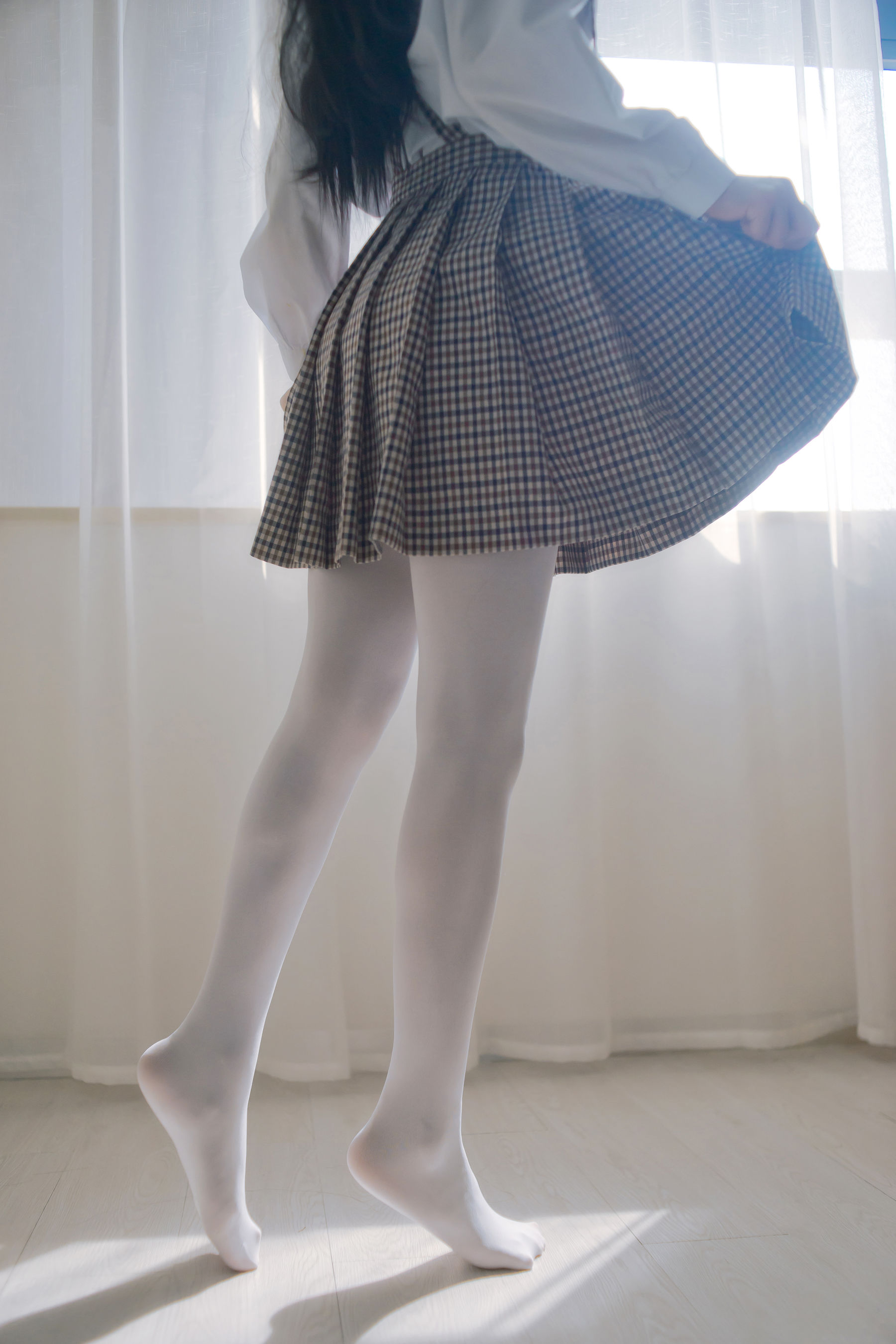 福利姬木花琳琳是勇者 – 名校大小姐爱欲沉沦 生〇台中学·前篇 [20P] - 秀人网免费无水印在线套图写真