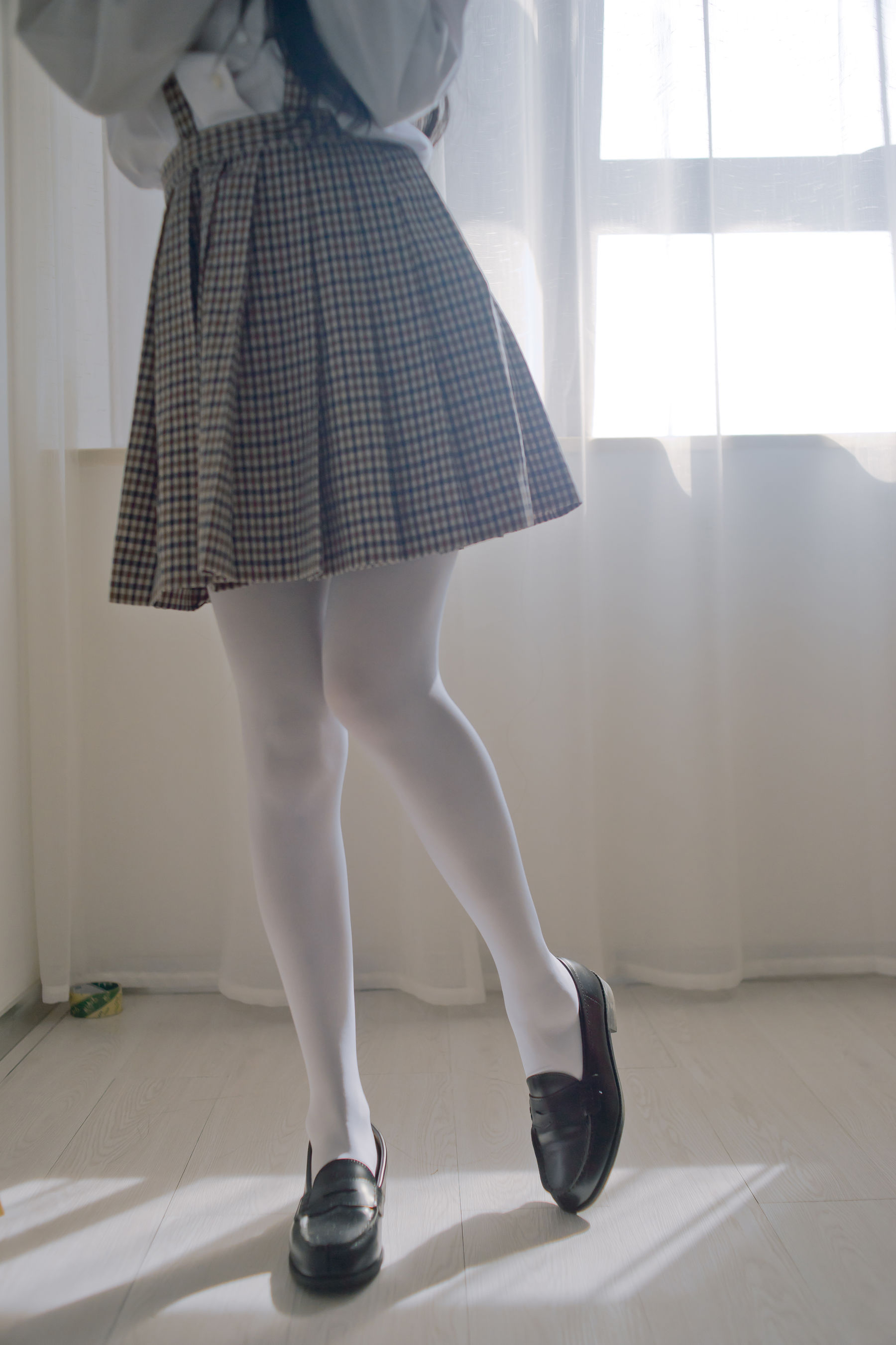 福利姬木花琳琳是勇者 – 名校大小姐爱欲沉沦 生〇台中学·前篇 [20P] - 秀人网免费无水印在线套图写真