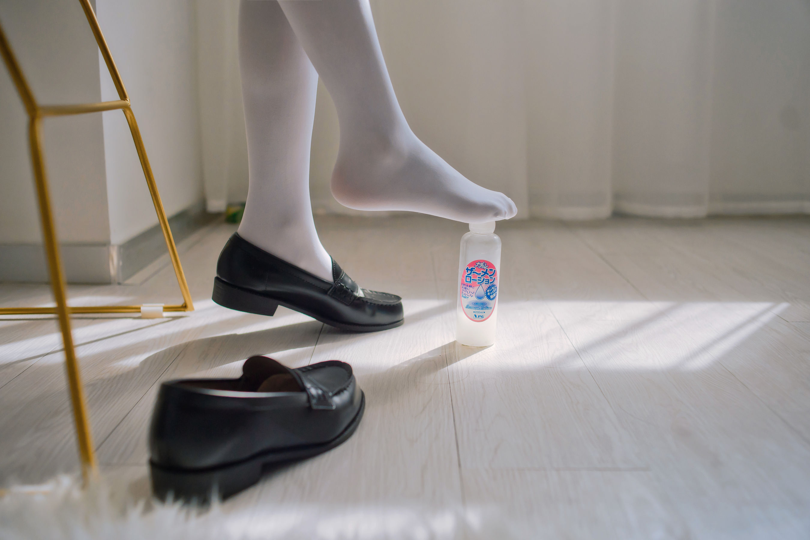 福利姬木花琳琳是勇者 – 名校大小姐爱欲沉沦 生〇台中学·前篇 [20P] - 秀人网免费无水印在线套图写真