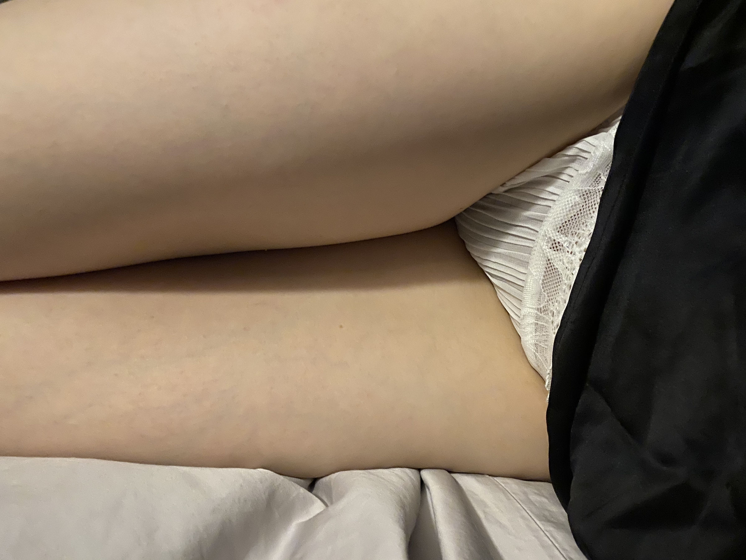 丝足博主麋鹿_Monroe 2020.08.31 黑丝娇妻 [91P] - 秀人网免费无水印在线套图写真