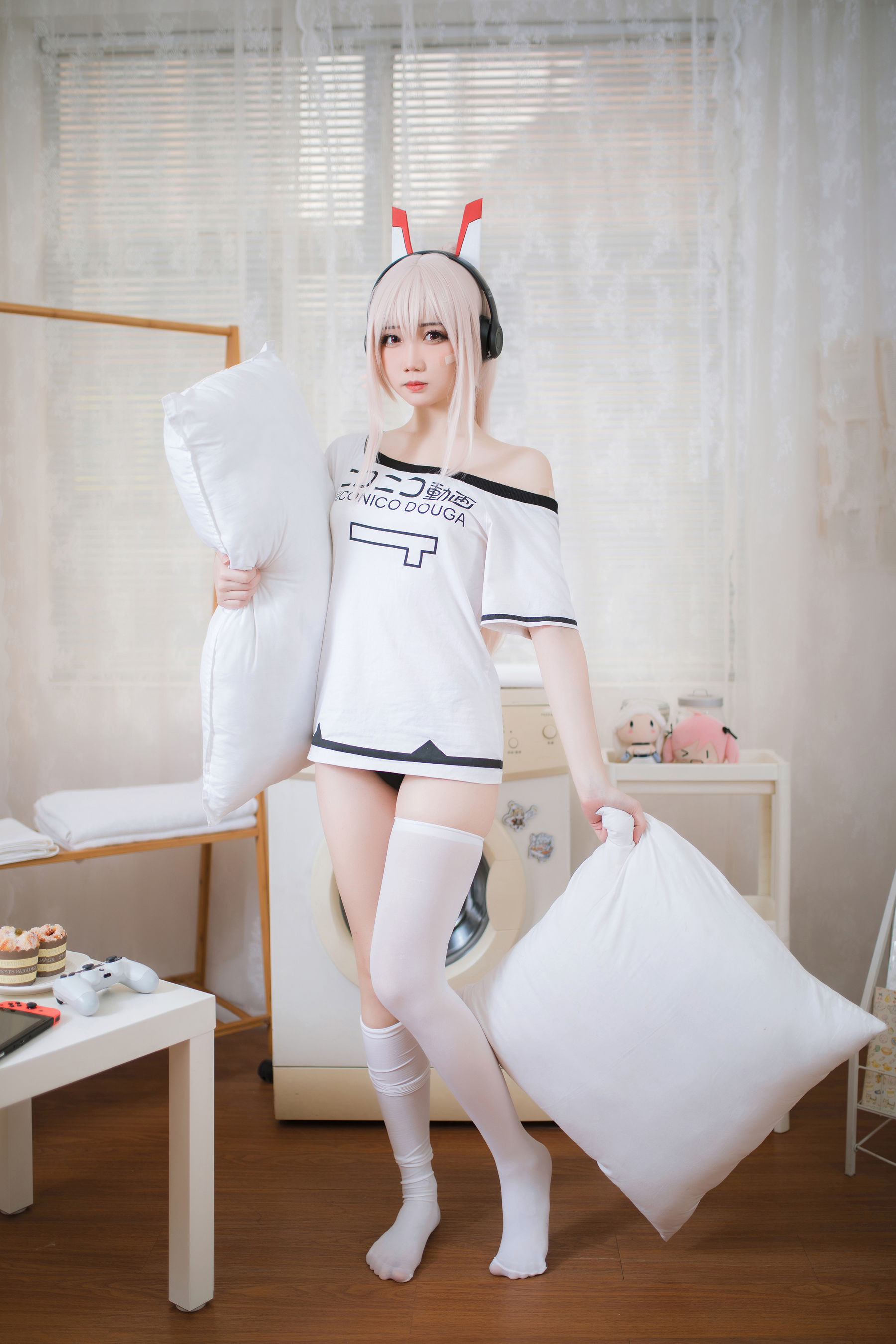 焖焖碳 – 绫波 宅版本 [29P] - 秀人网免费无水印在线套图写真