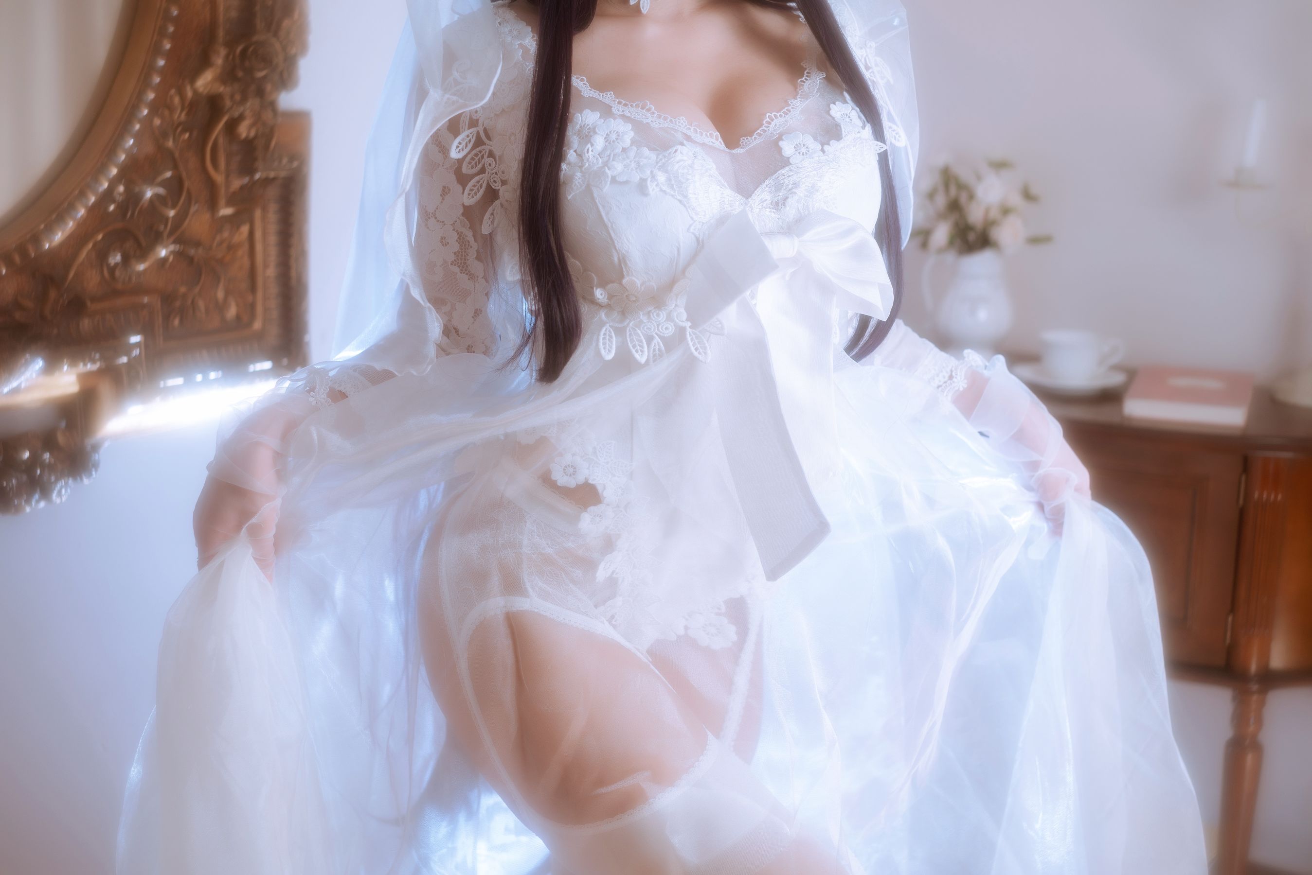 白嫩美少女鬼畜瑶 – 婚纱 [38P] - 秀人网免费无水印在线套图写真