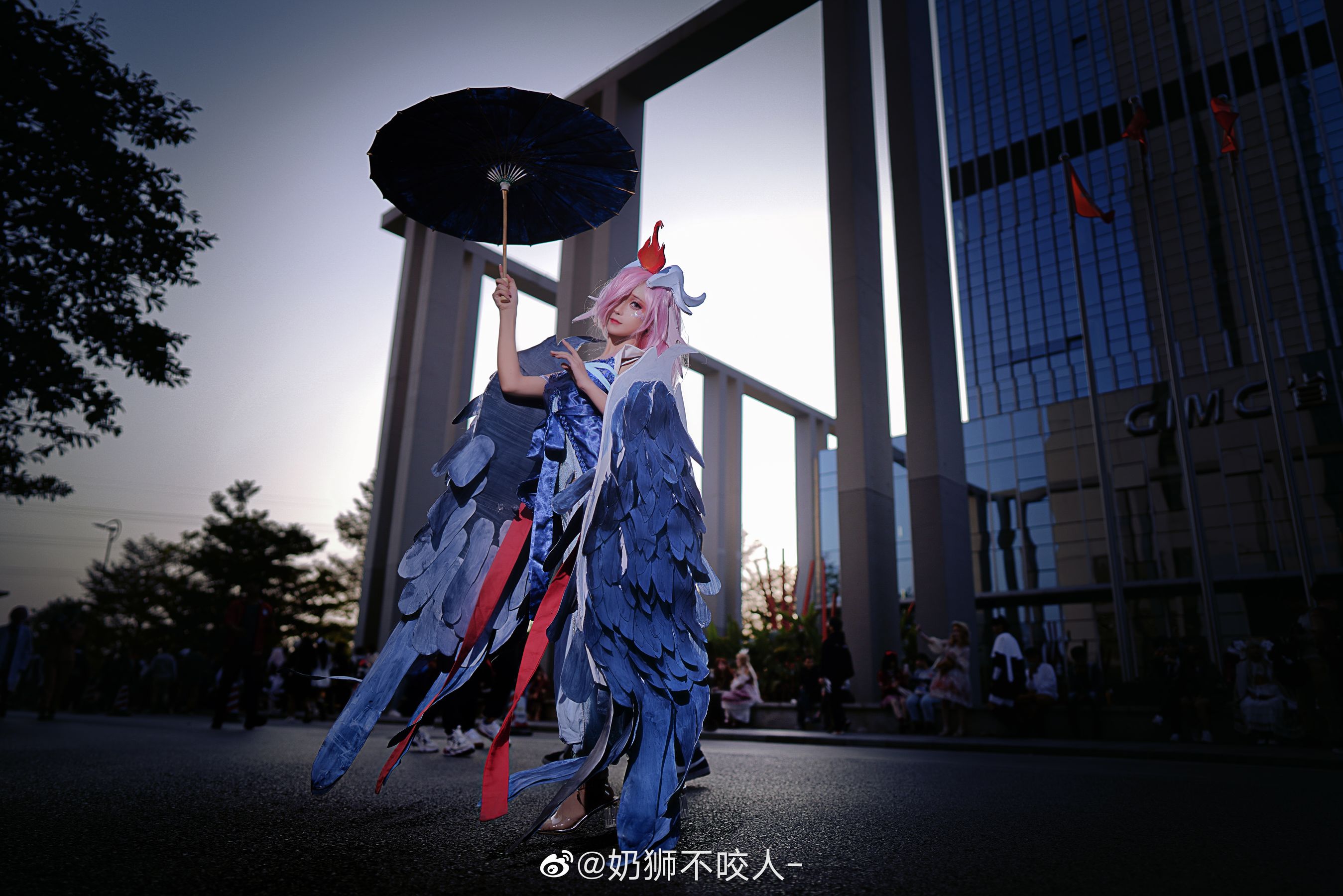 [Cosplay写真] 奶狮不咬人 – 雨师 [9P] - 秀人网免费无水印在线套图写真