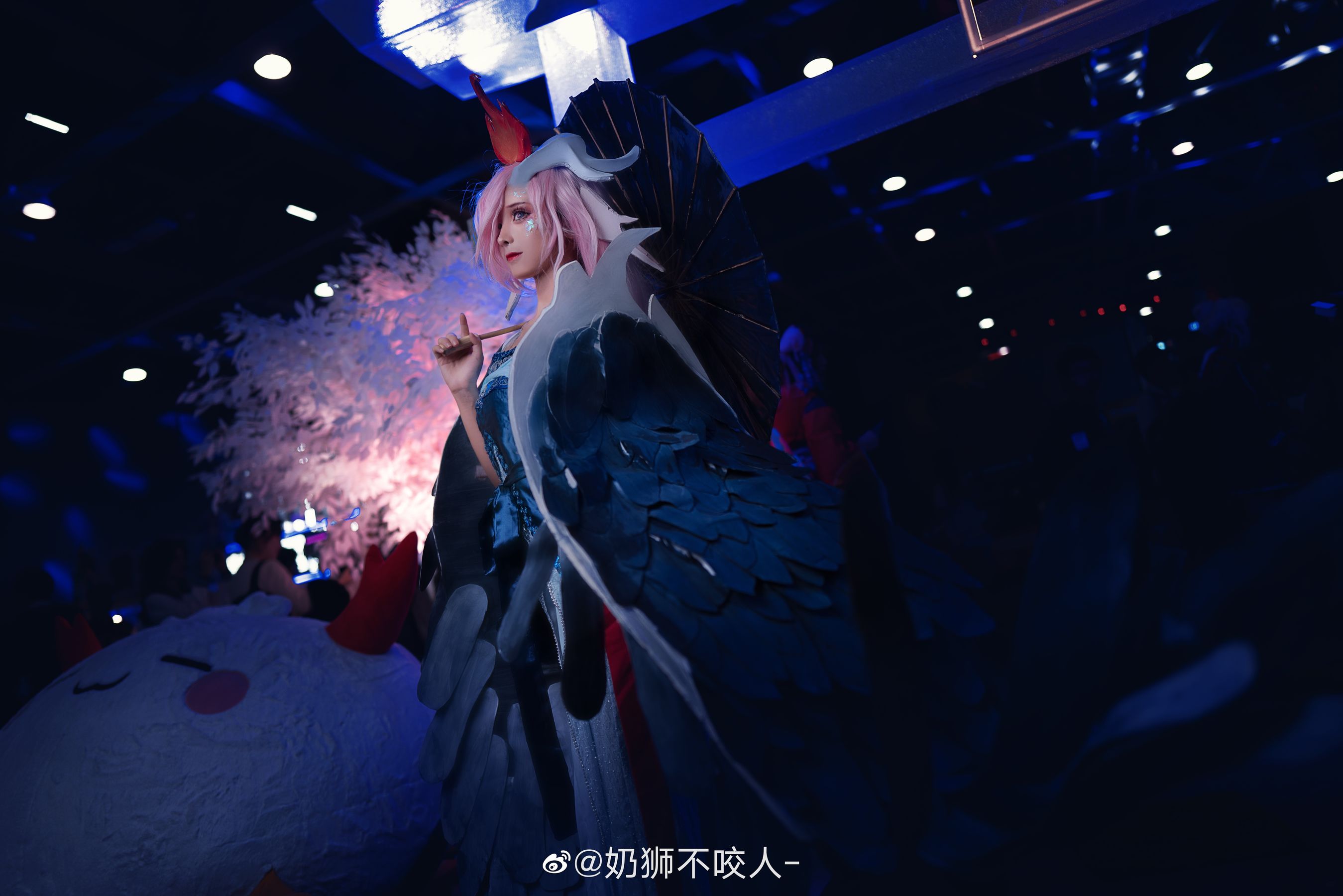 [Cosplay写真] 奶狮不咬人 – 雨师 [9P] - 秀人网免费无水印在线套图写真