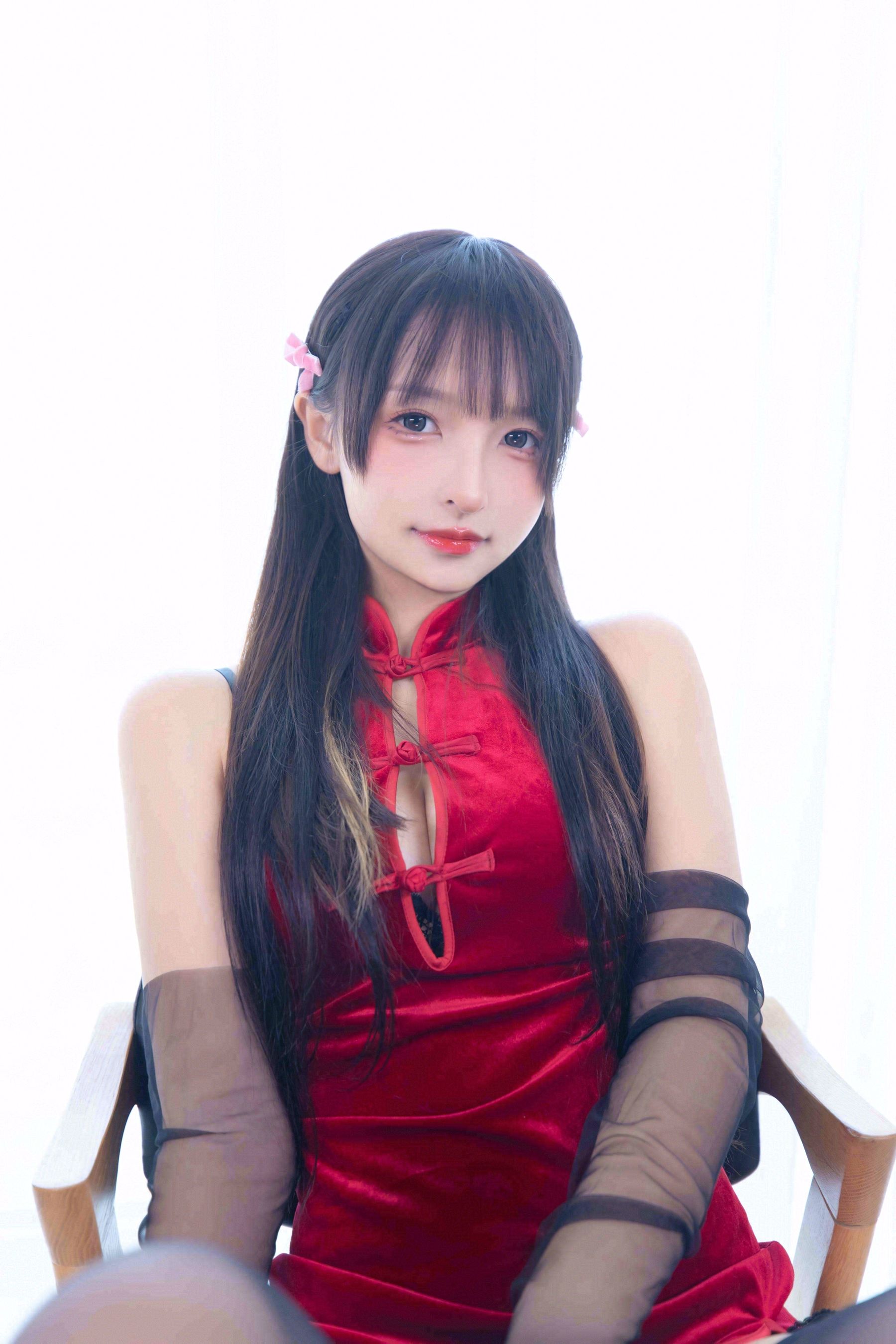 萝莉神楽板真冬之甜蜜皮鞭 [75P] - 秀人网免费无水印在线套图写真