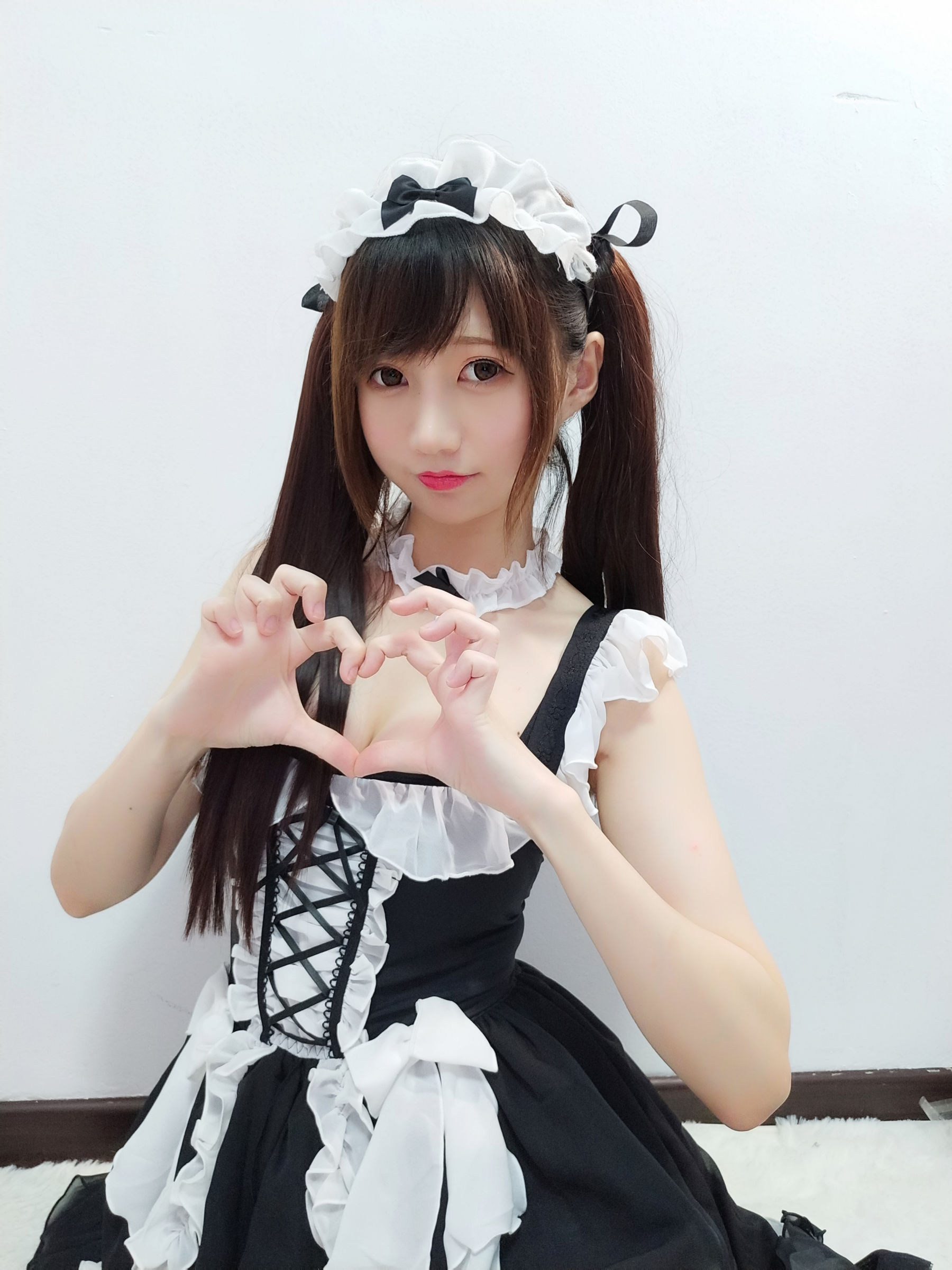 [Cosplay写真] NAGISA魔物喵[fantia] – 主人の言いつけに従う [14P] - 秀人网免费无水印在线套图写真