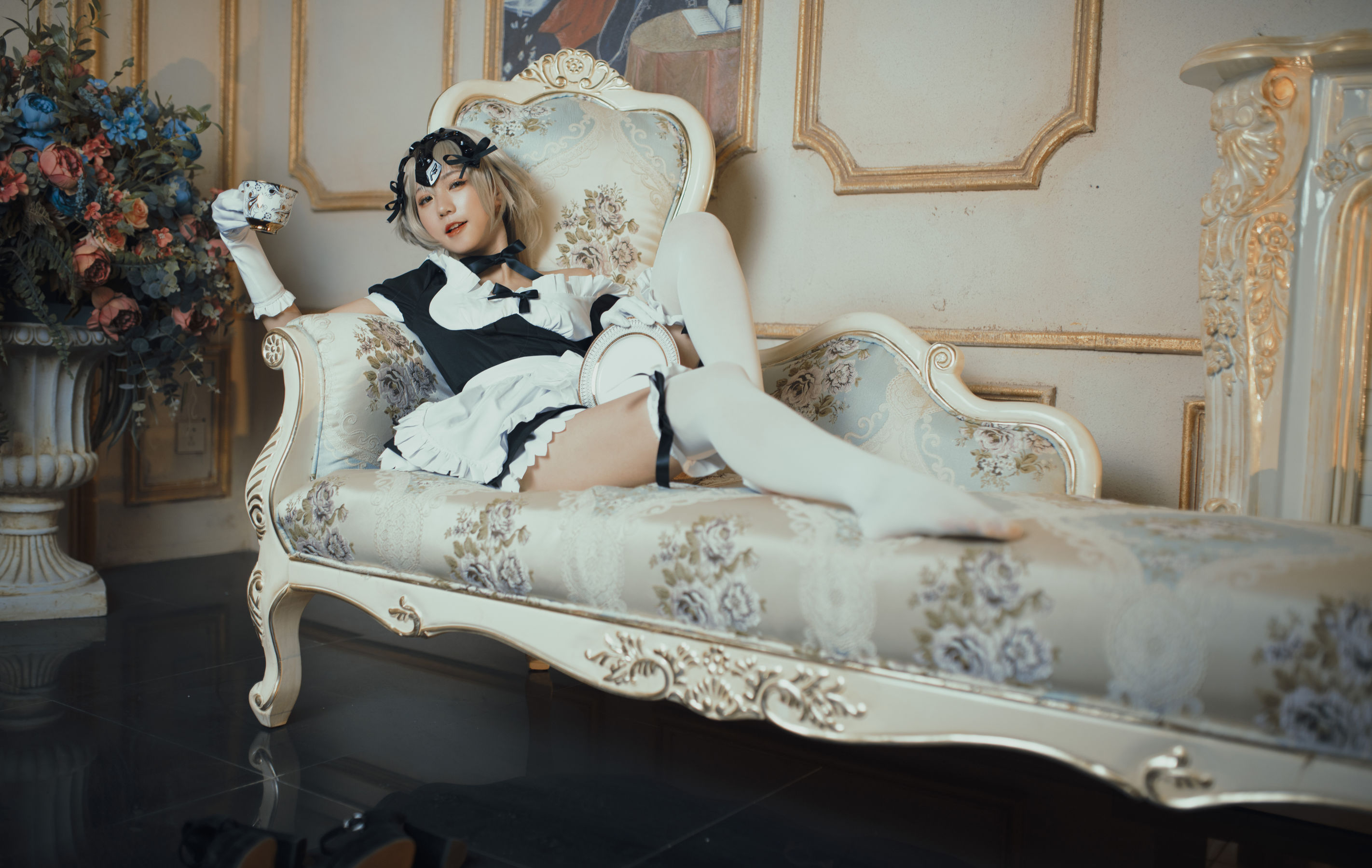 微博萌妹蓝小沂KiKi – 黑贞德女仆 [11P] - 秀人网免费无水印在线套图写真