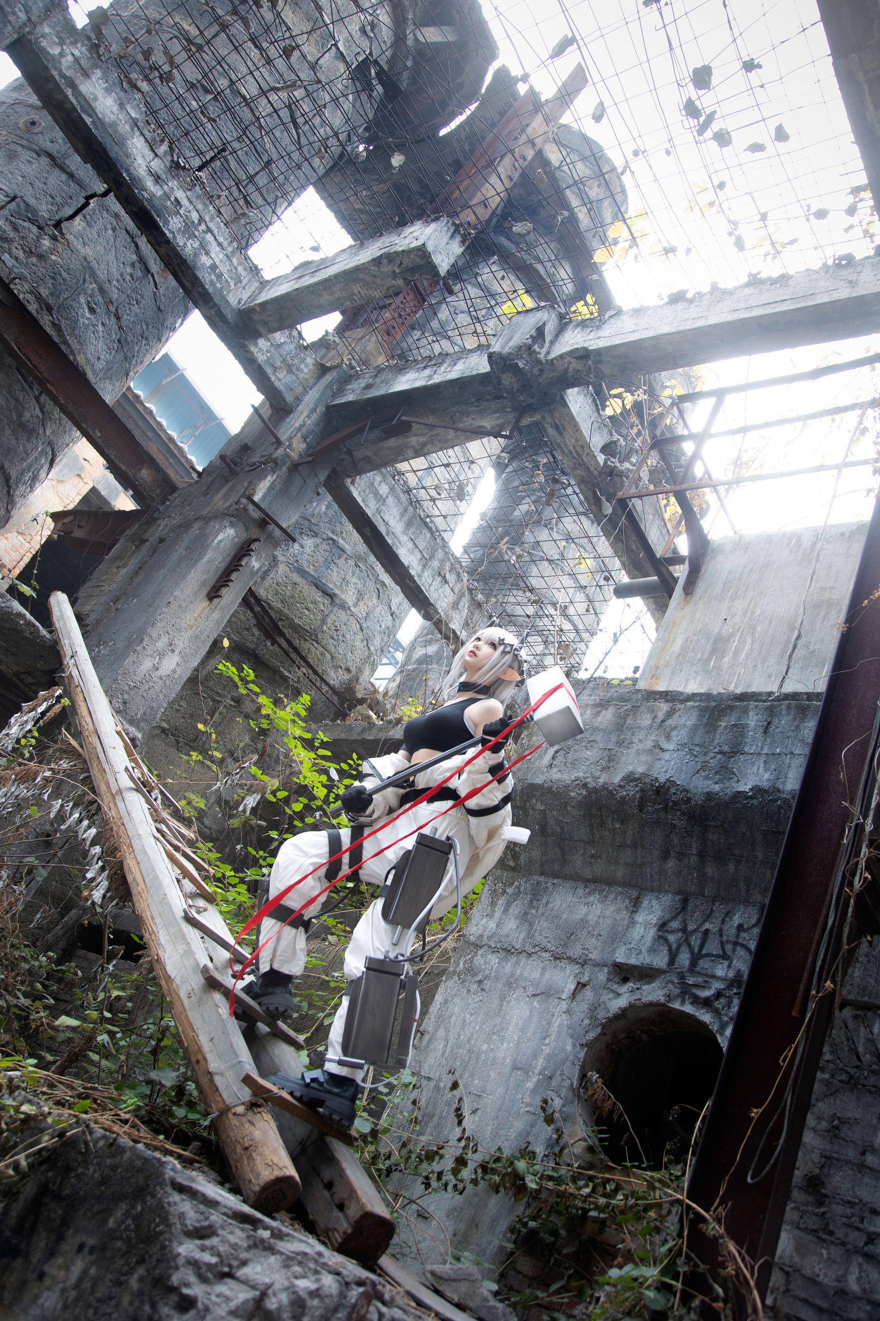 Coser小姐姐南宫 – 明日方舟 泥岩 [26P] - 秀人网免费无水印在线套图写真