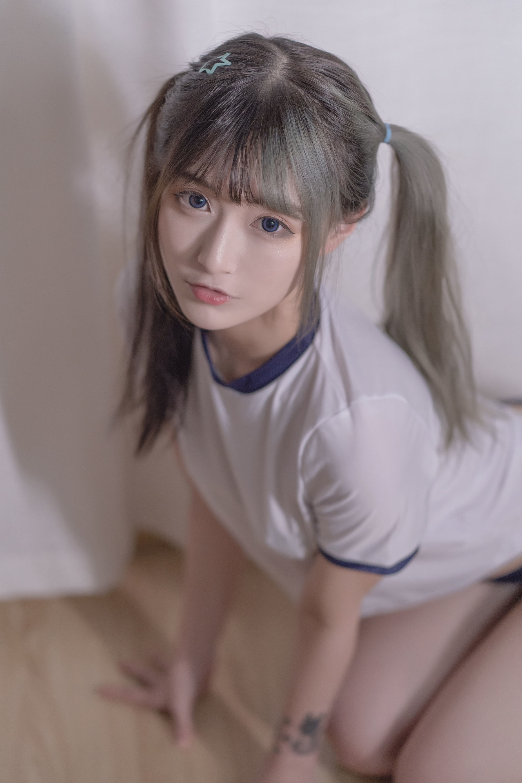 动漫博主铁板烧鬼舞w – 体操服 [18P] - 秀人网免费无水印在线套图写真