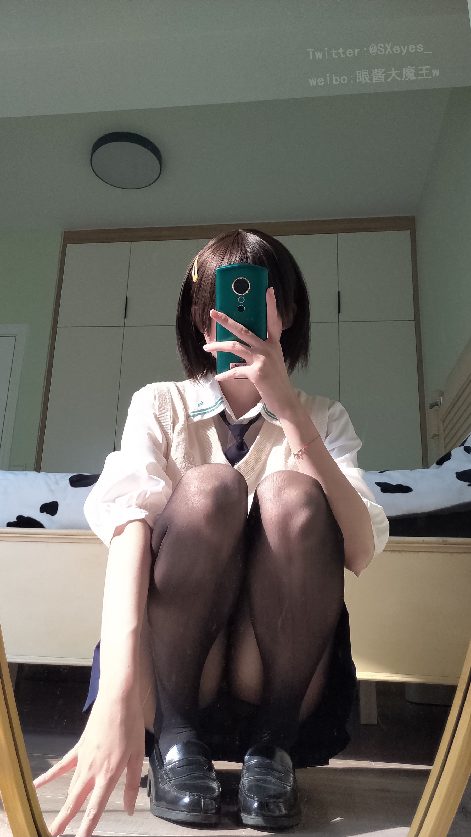 萌妹子眼酱大魔王w – 小学妹 [31P] - 秀人网免费无水印在线套图写真