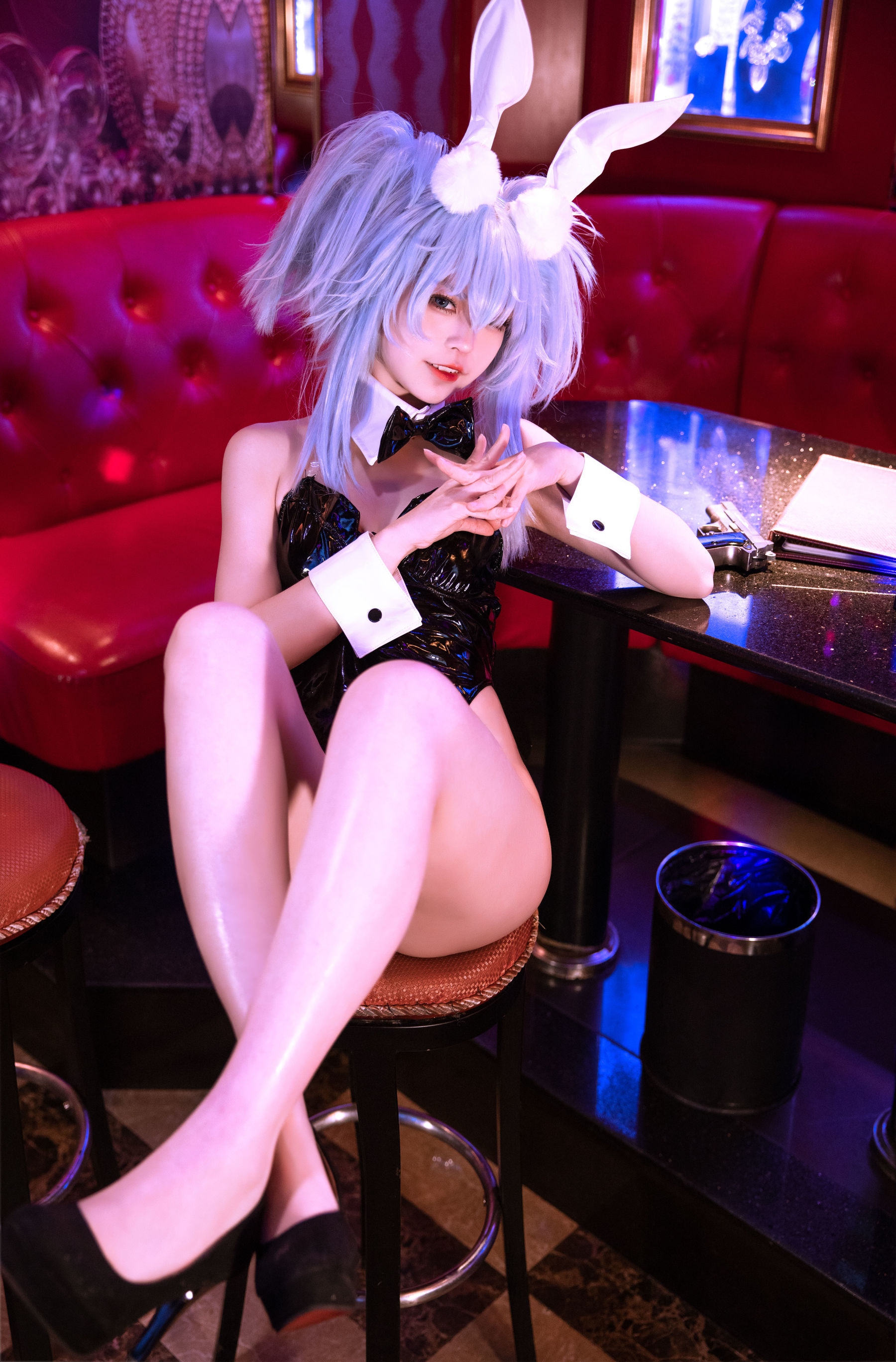 动漫博主G44不会受伤 – PA-15 兔女郎 [12P] - 秀人网免费无水印在线套图写真