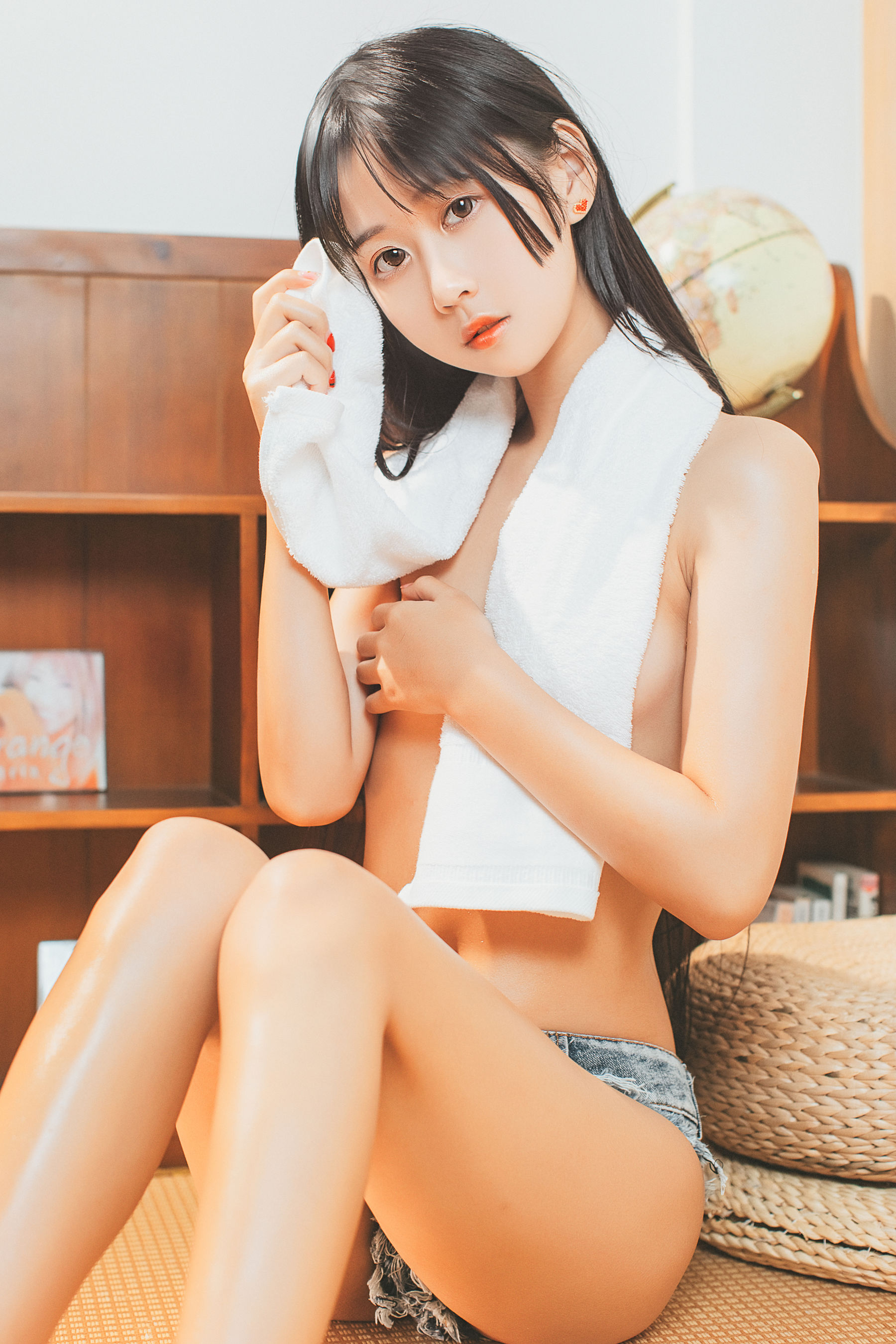 阳光美少女萌芽儿o0 – 少女午后 [40P] - 秀人网免费无水印在线套图写真