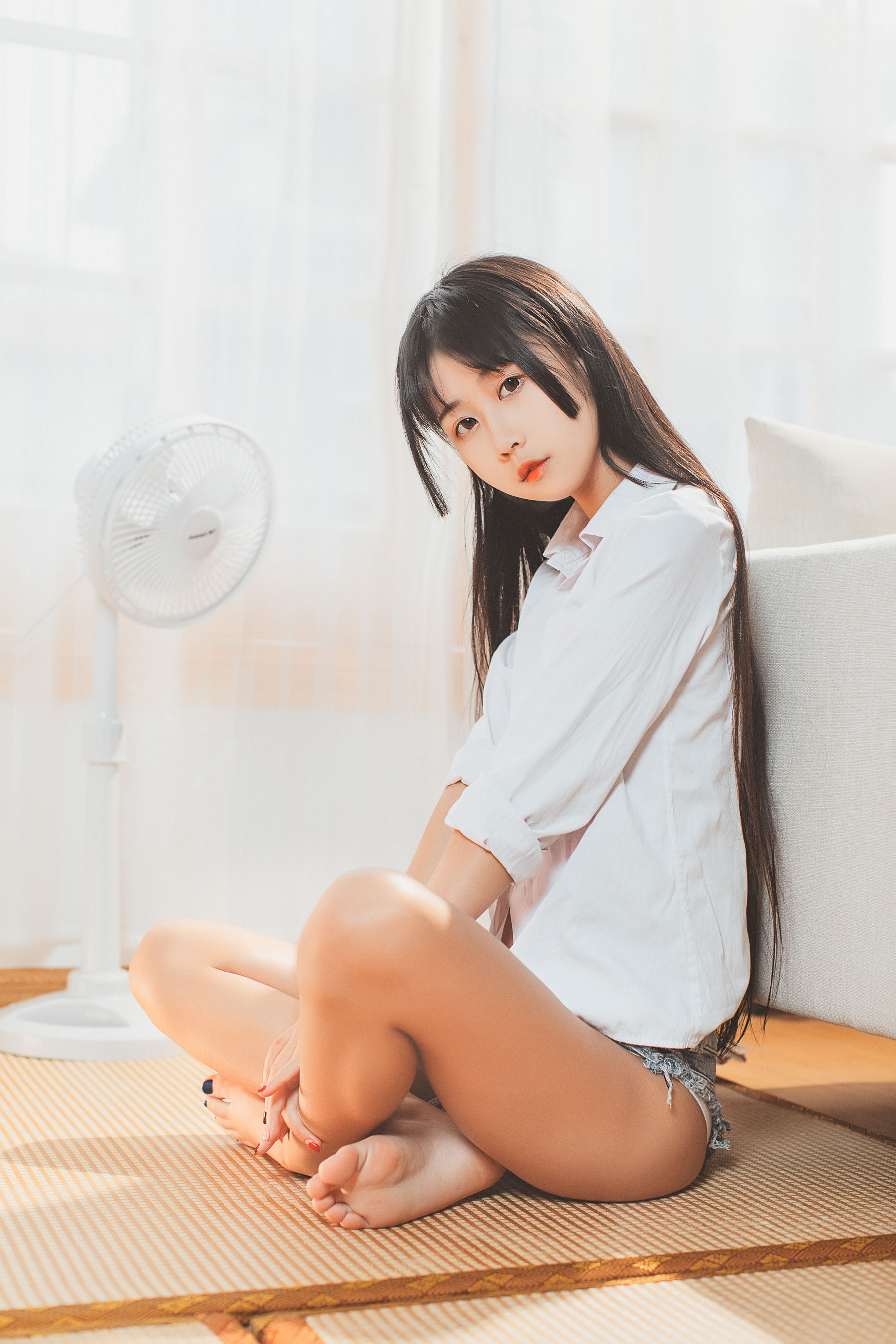阳光美少女萌芽儿o0 – 少女午后 [40P] - 秀人网免费无水印在线套图写真