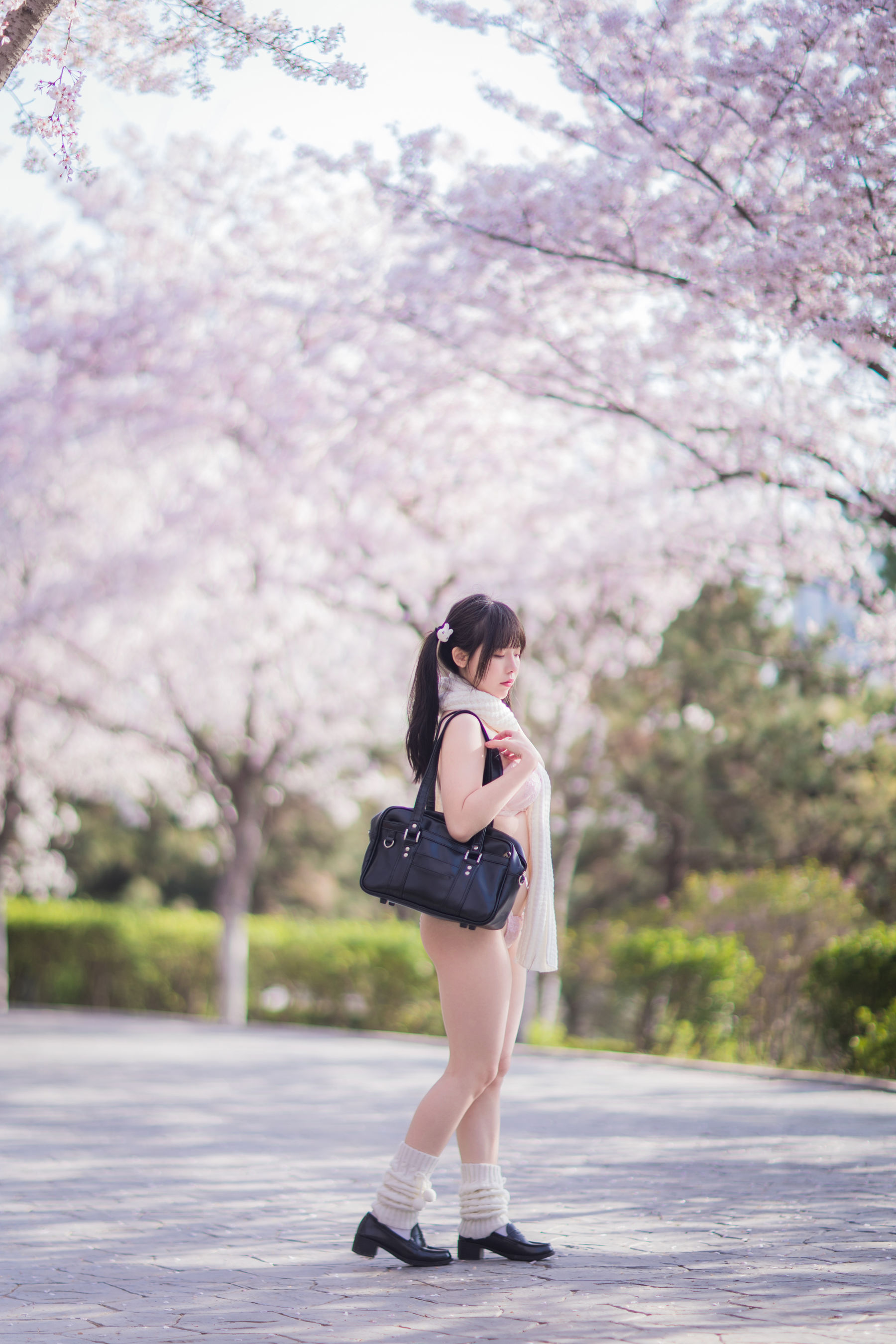 六味帝皇酱 – 樱花JK [53P] - 秀人网免费无水印在线套图写真