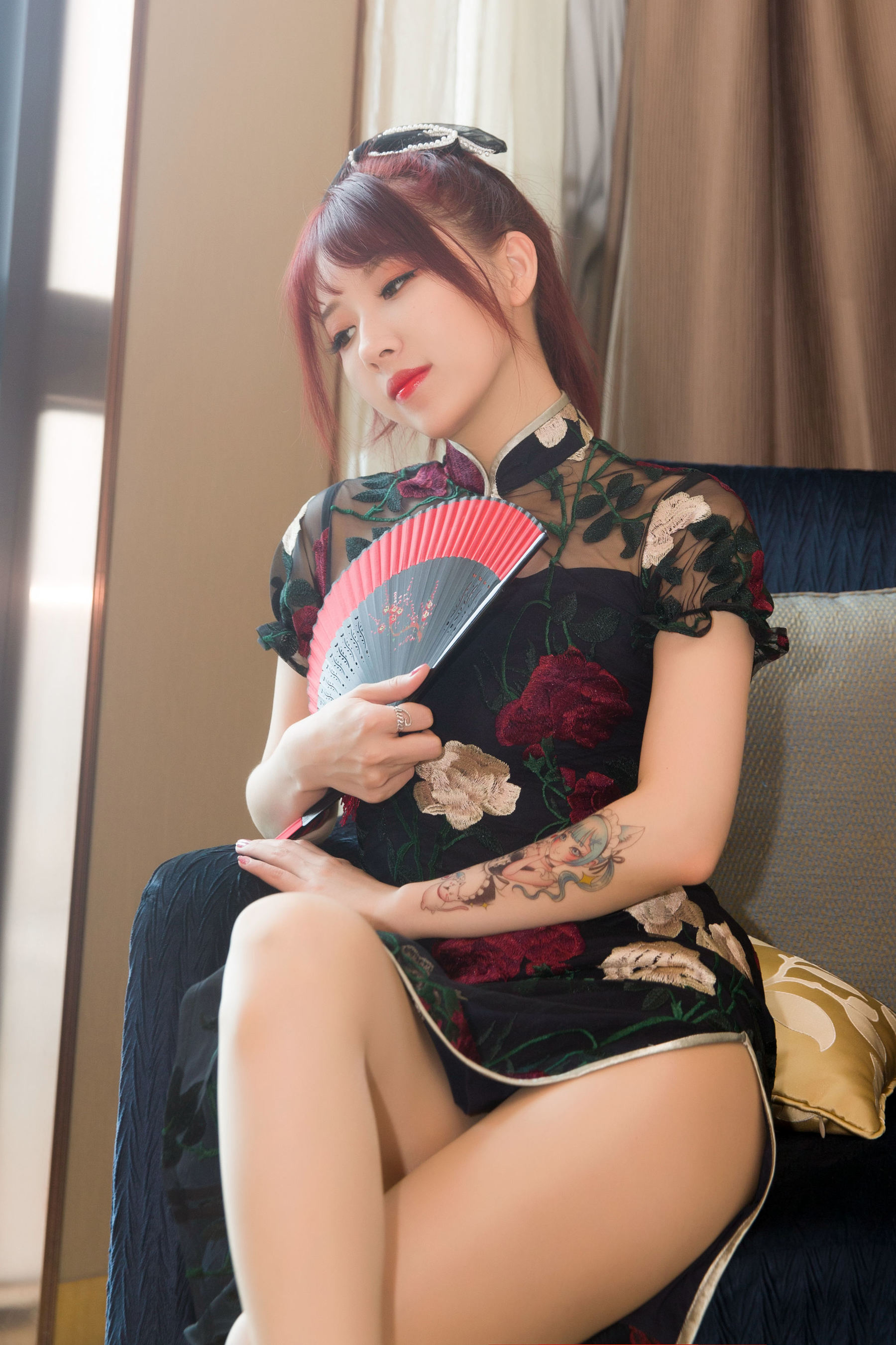 斗鱼主播小女巫露娜 – 烟影如画 [40P] - 秀人网免费无水印在线套图写真