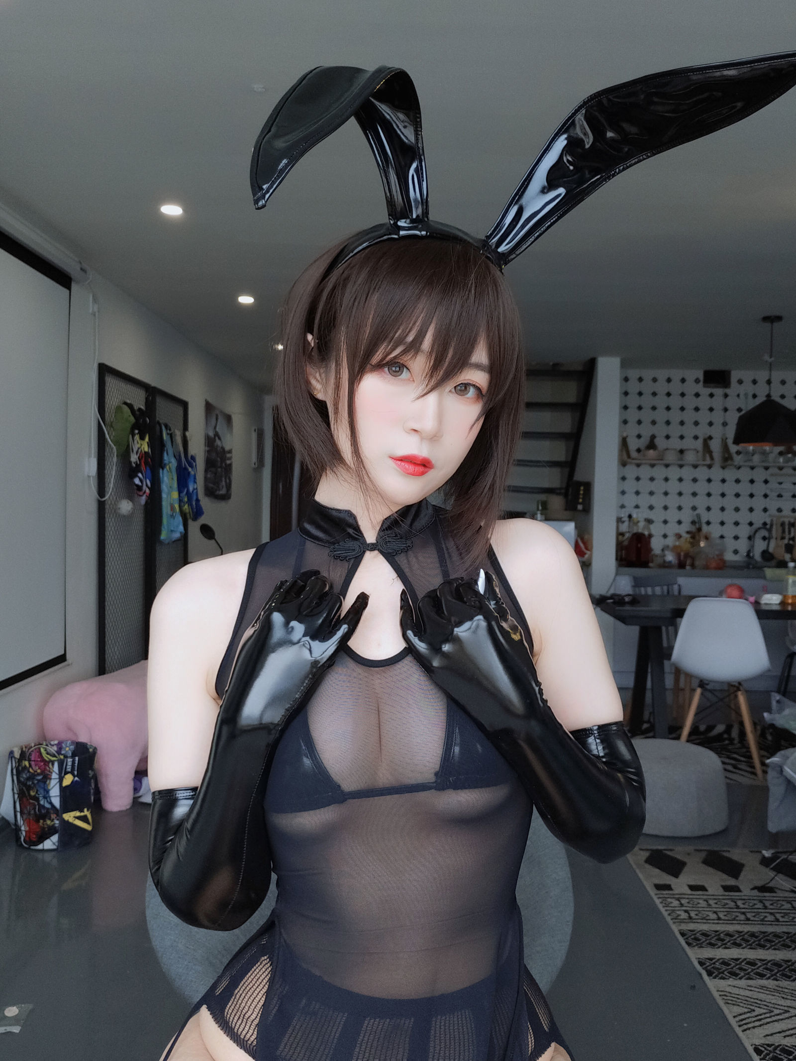 [萝莉COS] 白银 – 透明旗袍 [45P] - 秀人网免费无水印在线套图写真