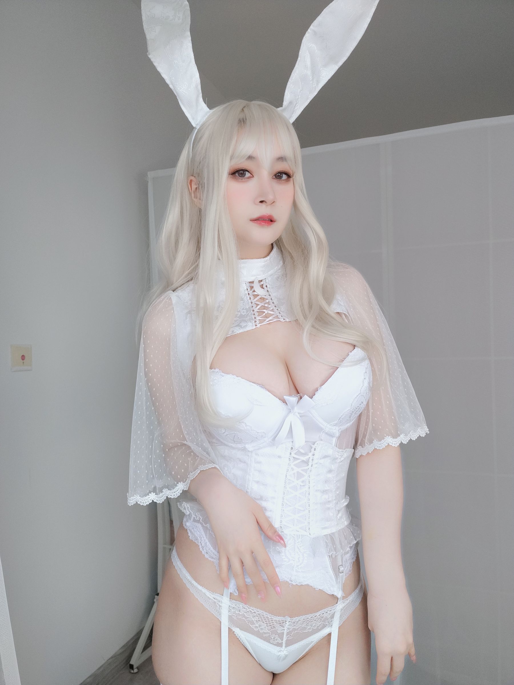 Coser小姐姐白银 – 白丝兔女郎 [76P] - 秀人网免费无水印在线套图写真