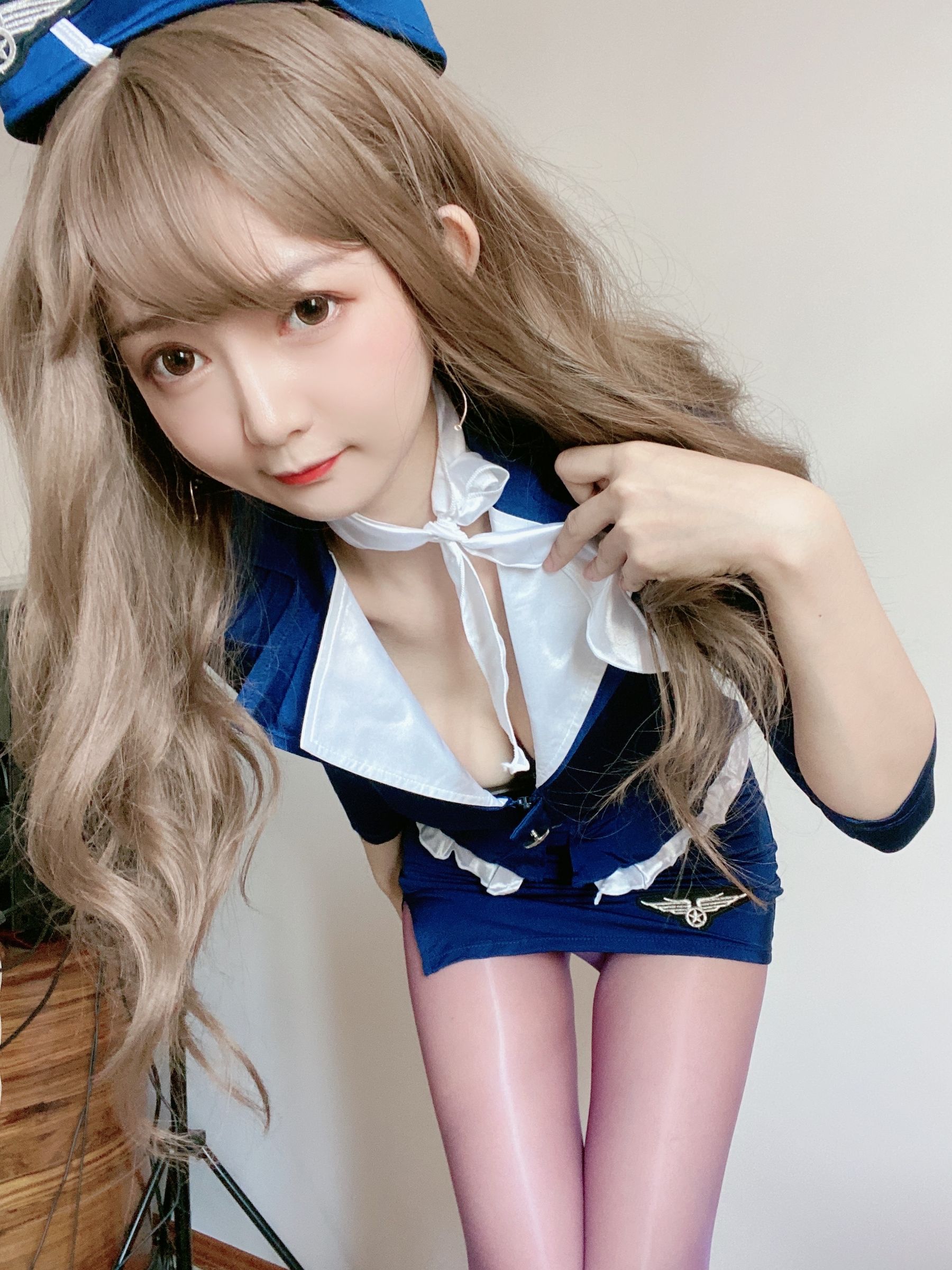 51酱 – 蓝色制服装 [35P] - 秀人网免费无水印在线套图写真