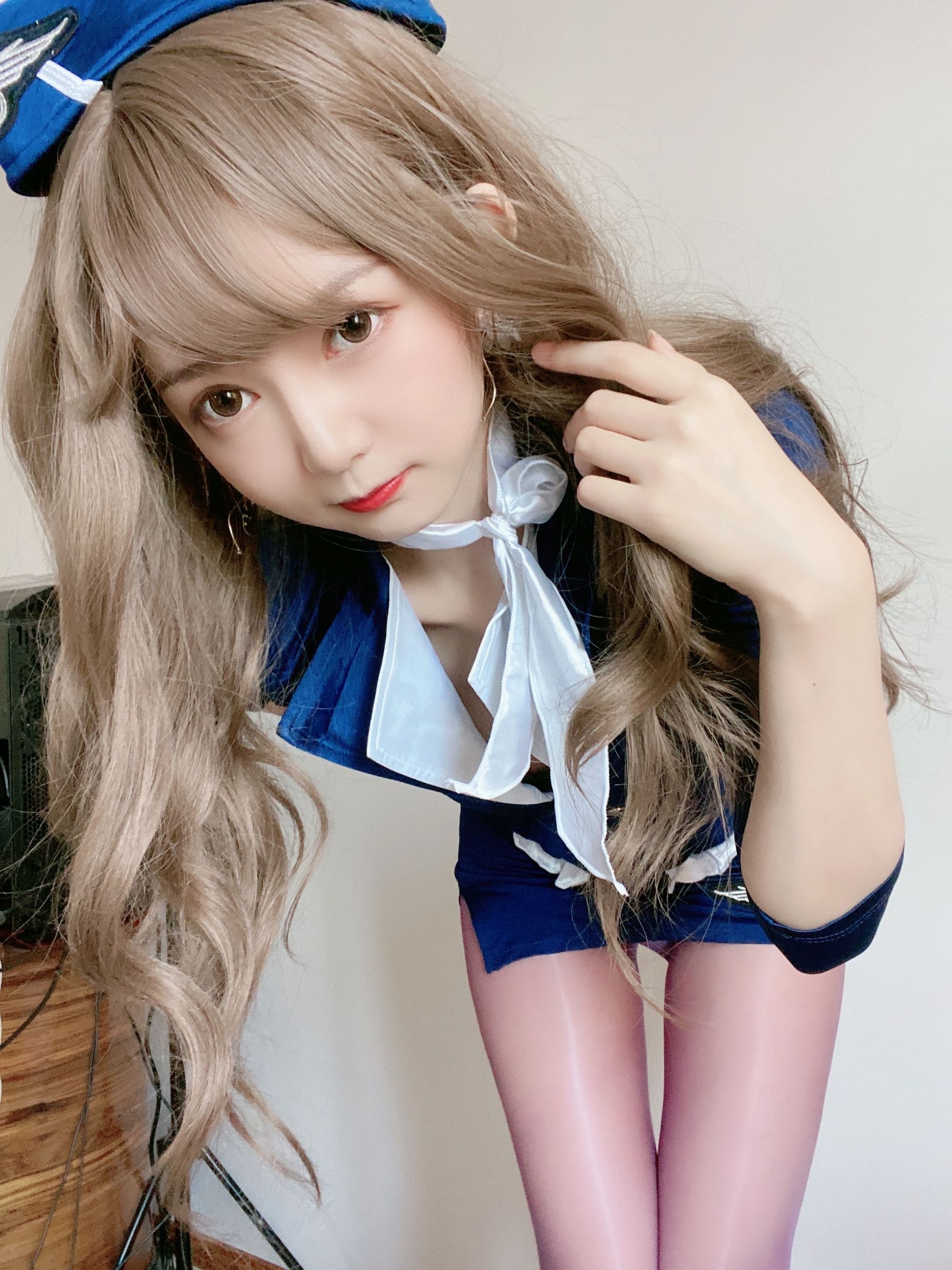 51酱 – 蓝色制服装 [35P] - 秀人网免费无水印在线套图写真