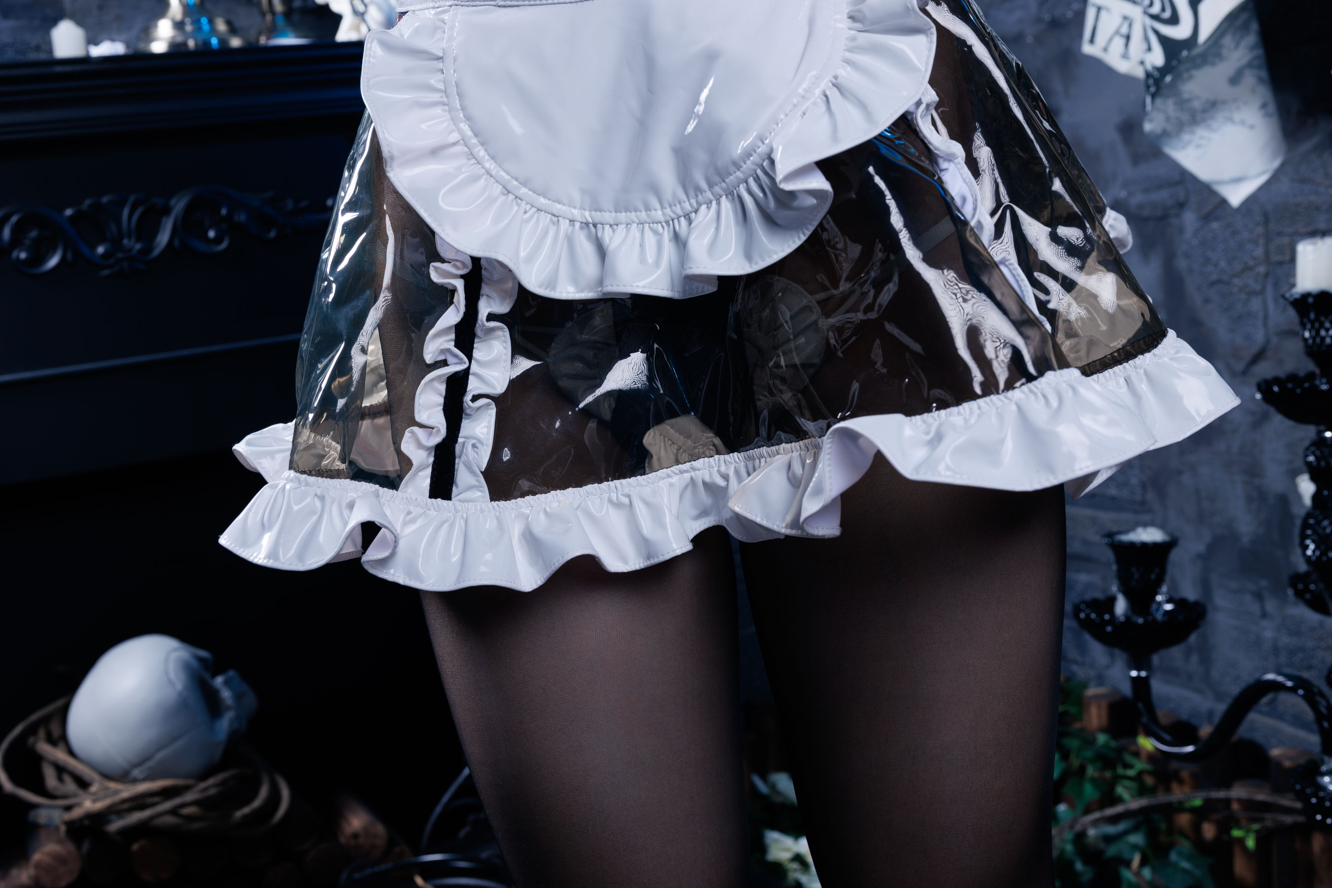 胡桃猫Kurumineko – 女仆吸血姬 [100P] - 秀人网免费无水印在线套图写真