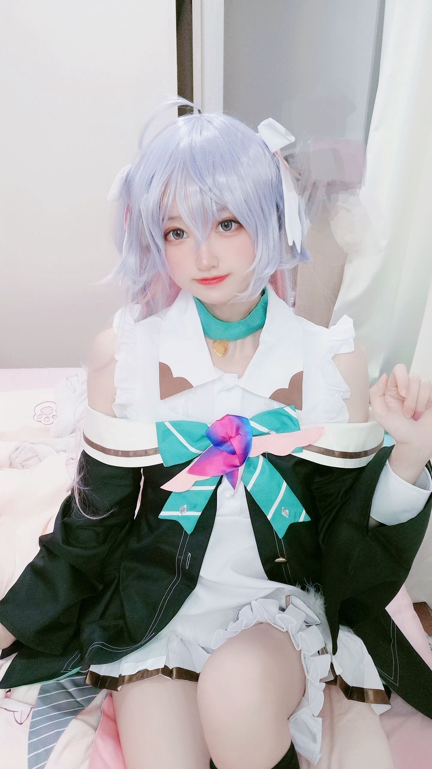 千阳(ちよ) – 神乐七奈 [13P] - 秀人网免费无水印在线套图写真