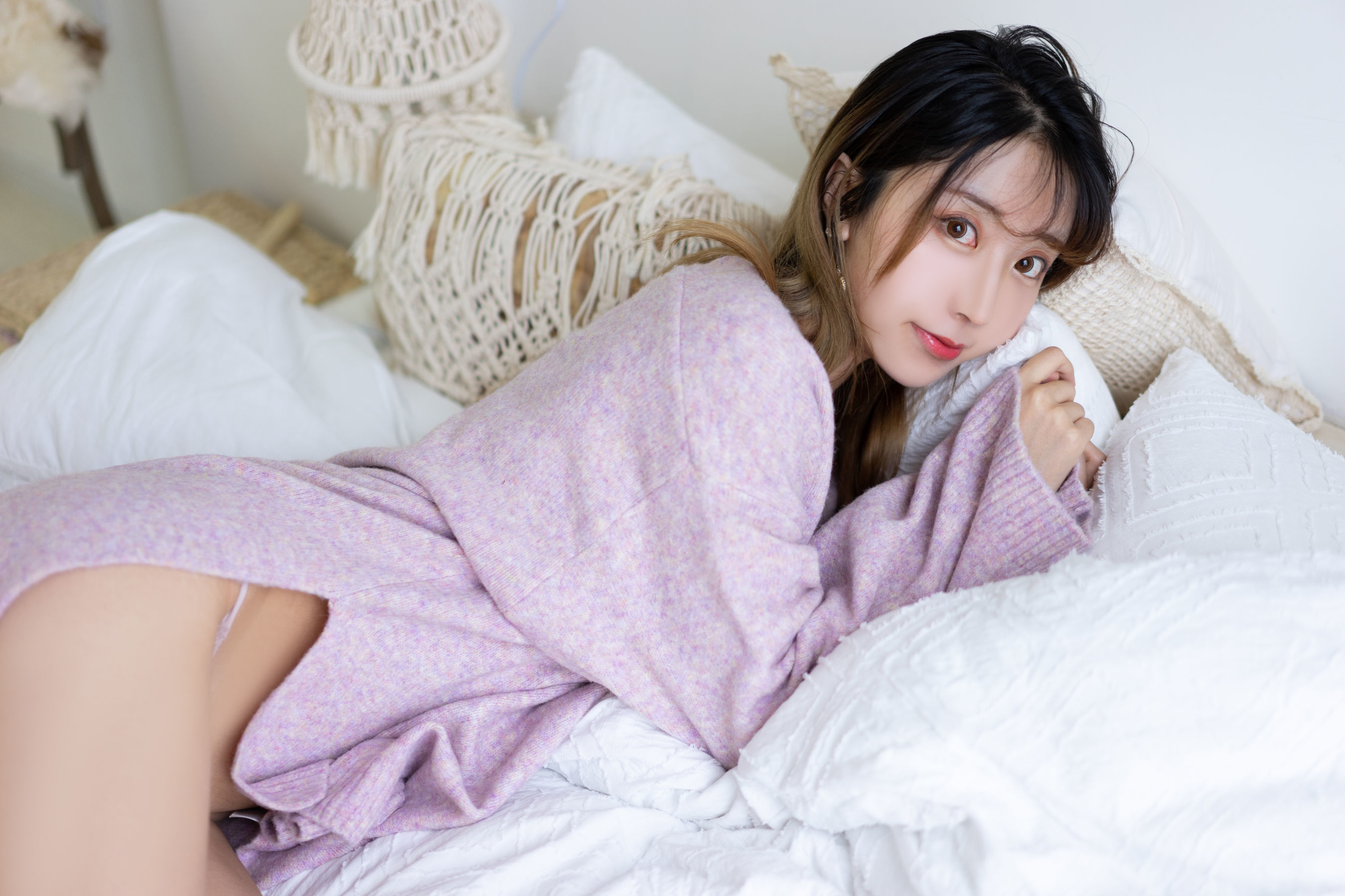 人气Coser黑川 年上彼女 紫色毛衣 [14P] - 秀人网免费无水印在线套图写真