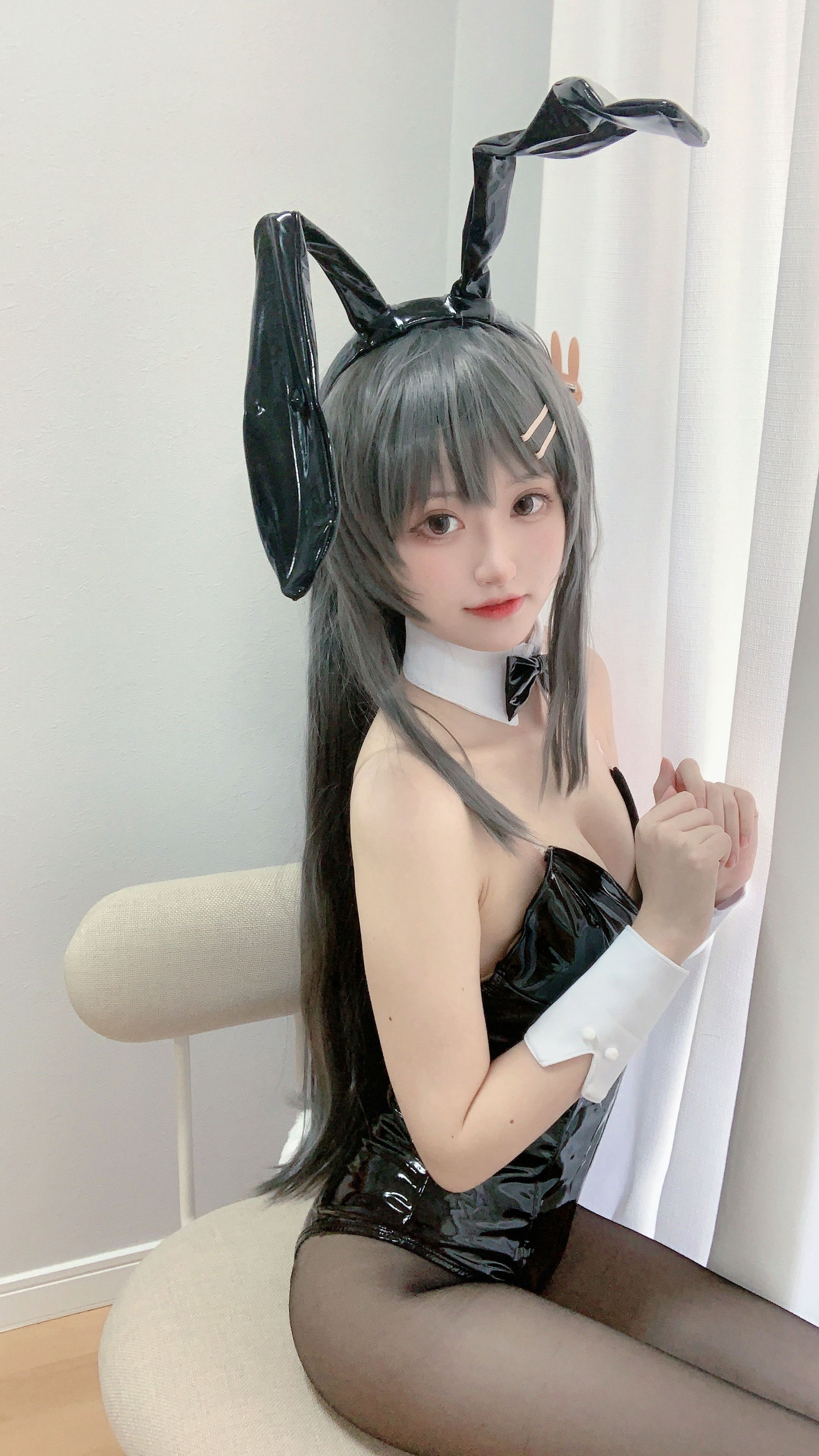 千阳(ちよ) – 麻衣学姐兔子装 [19P] - 秀人网免费无水印在线套图写真