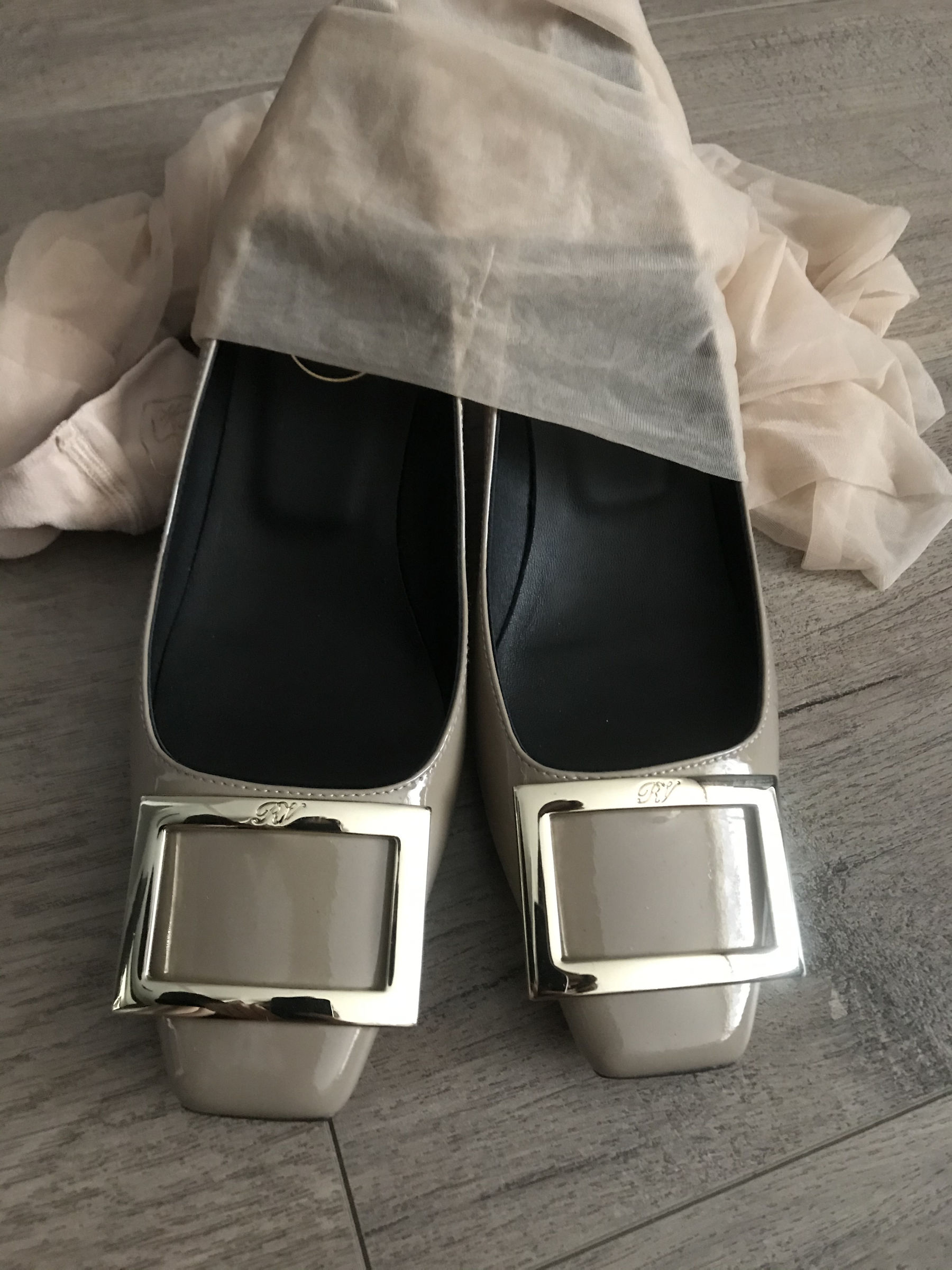 丝足博主麋鹿_Monroe 2020.08.16 丝绸般的柔滑 [49P] - 秀人网免费无水印在线套图写真