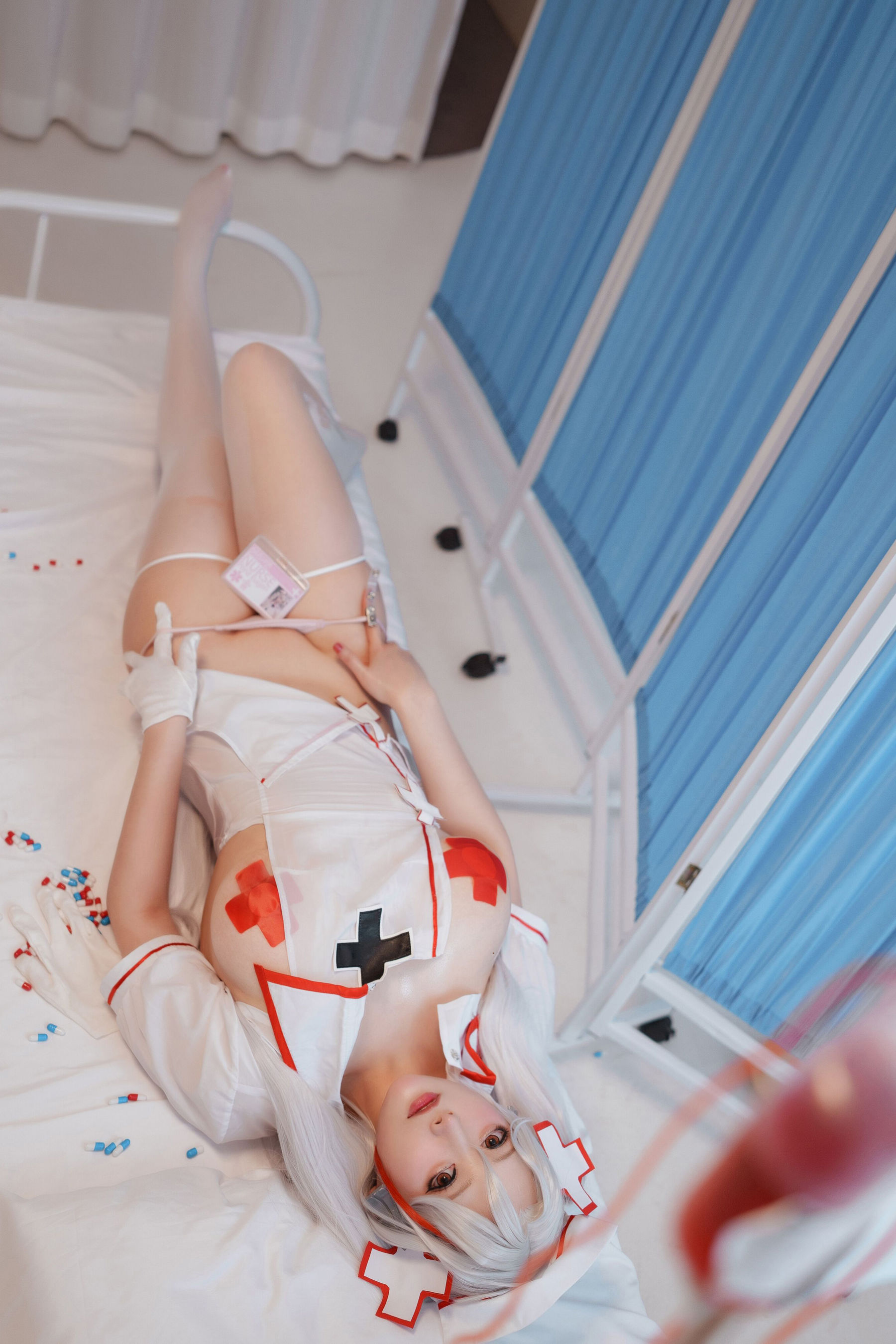 高颜值coser念念_D – 欧根护士 [25P] - 秀人网免费无水印在线套图写真