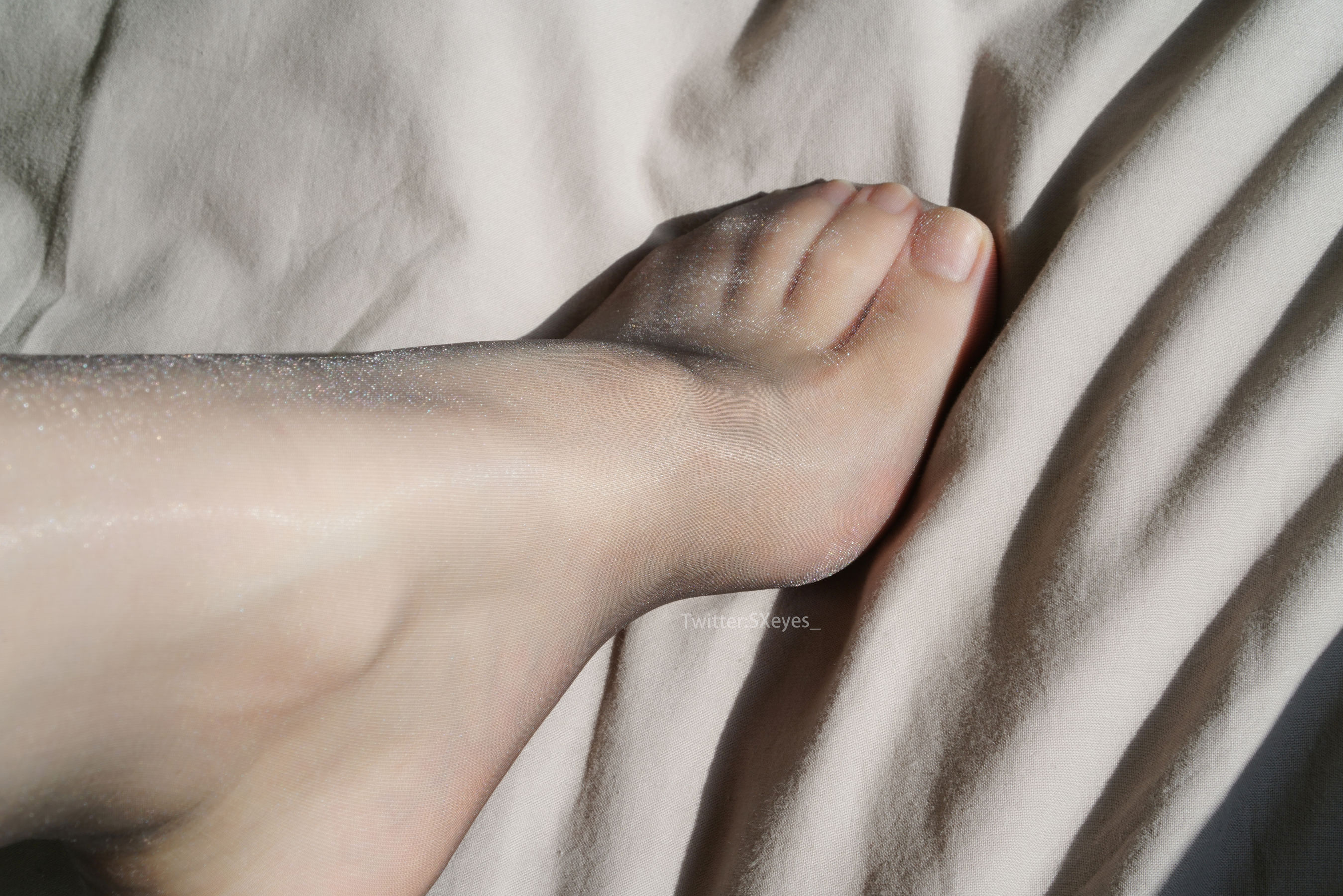 萌妹子眼酱大魔王w – 居家女友 [26P] - 秀人网免费无水印在线套图写真