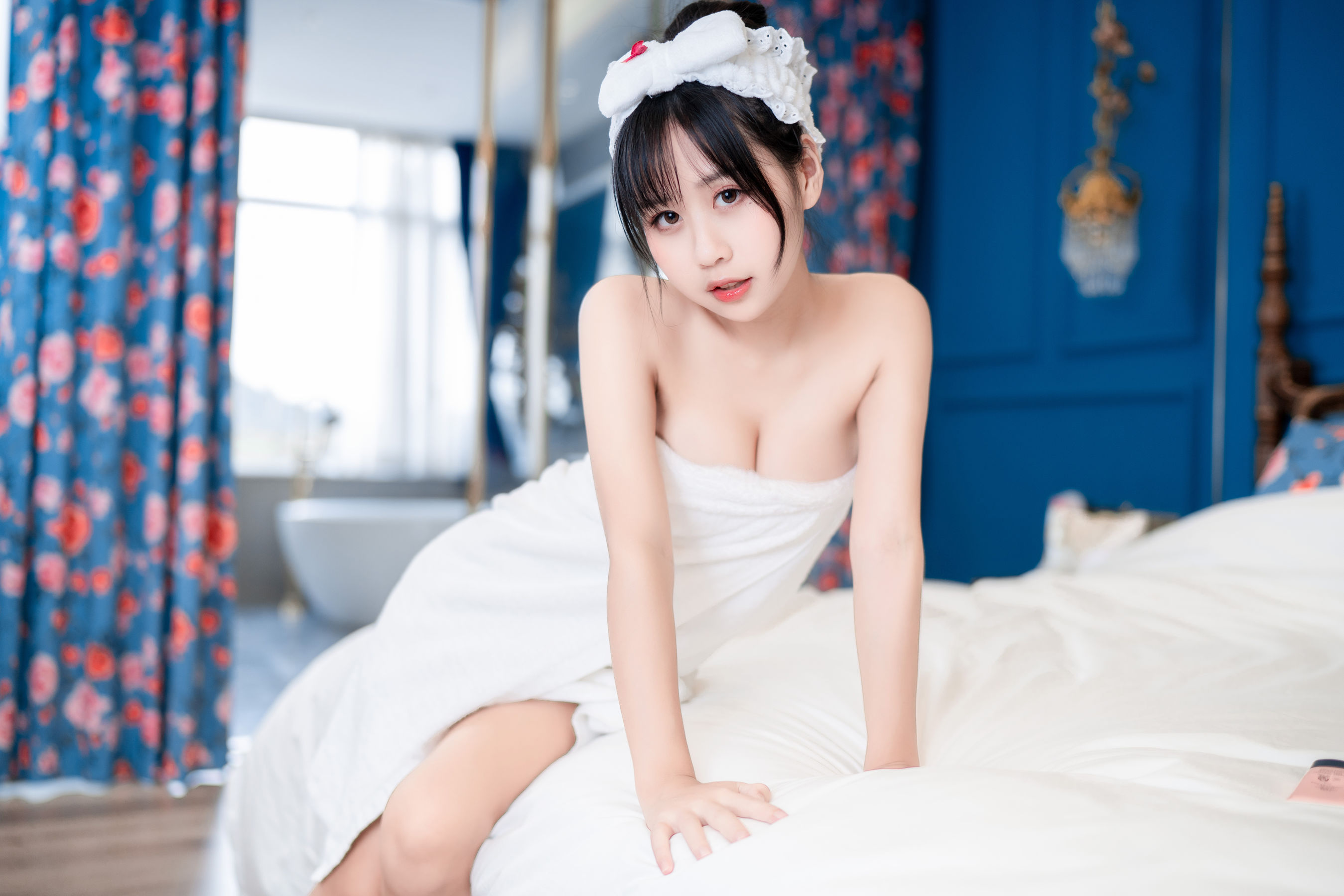 阳光美少女萌芽儿o0 – 浴巾 [27P] - 秀人网免费无水印在线套图写真