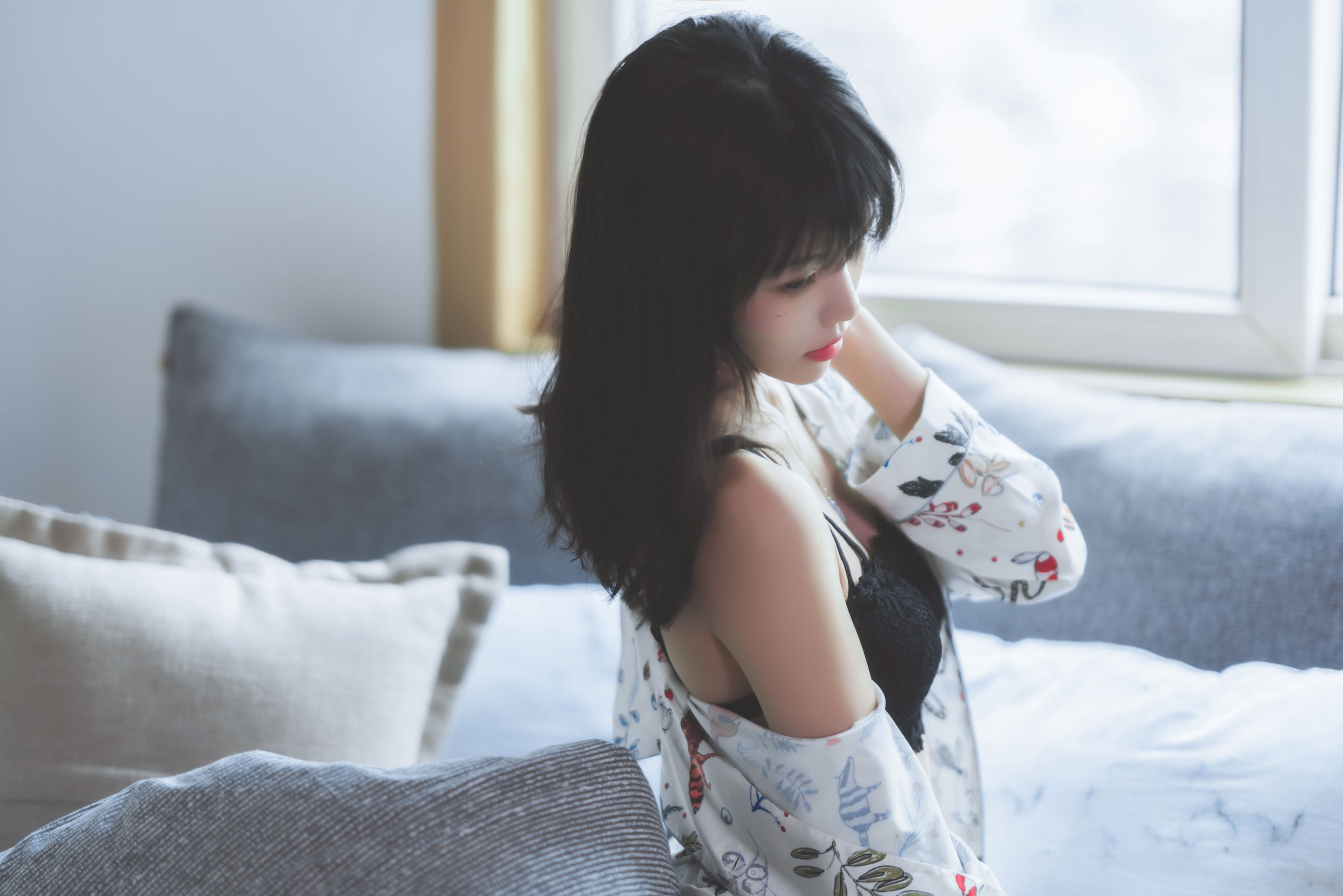 桜桃喵 倦 [32P] - 秀人网免费无水印在线套图写真