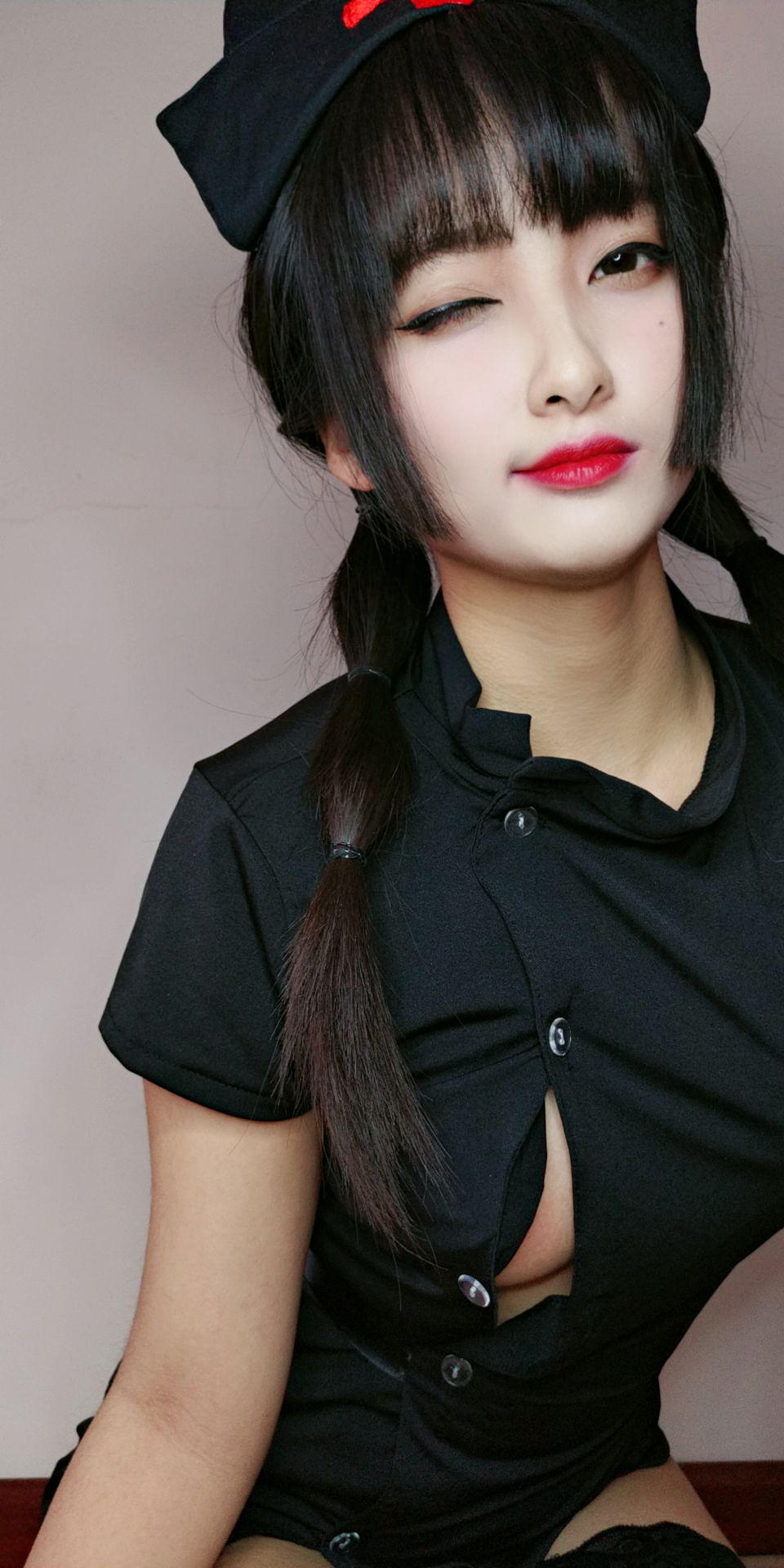 [Cosplay写真] 动漫博主洛璃LoLiSAMA – 情人节小护士 [90P] - 秀人网免费无水印在线套图写真