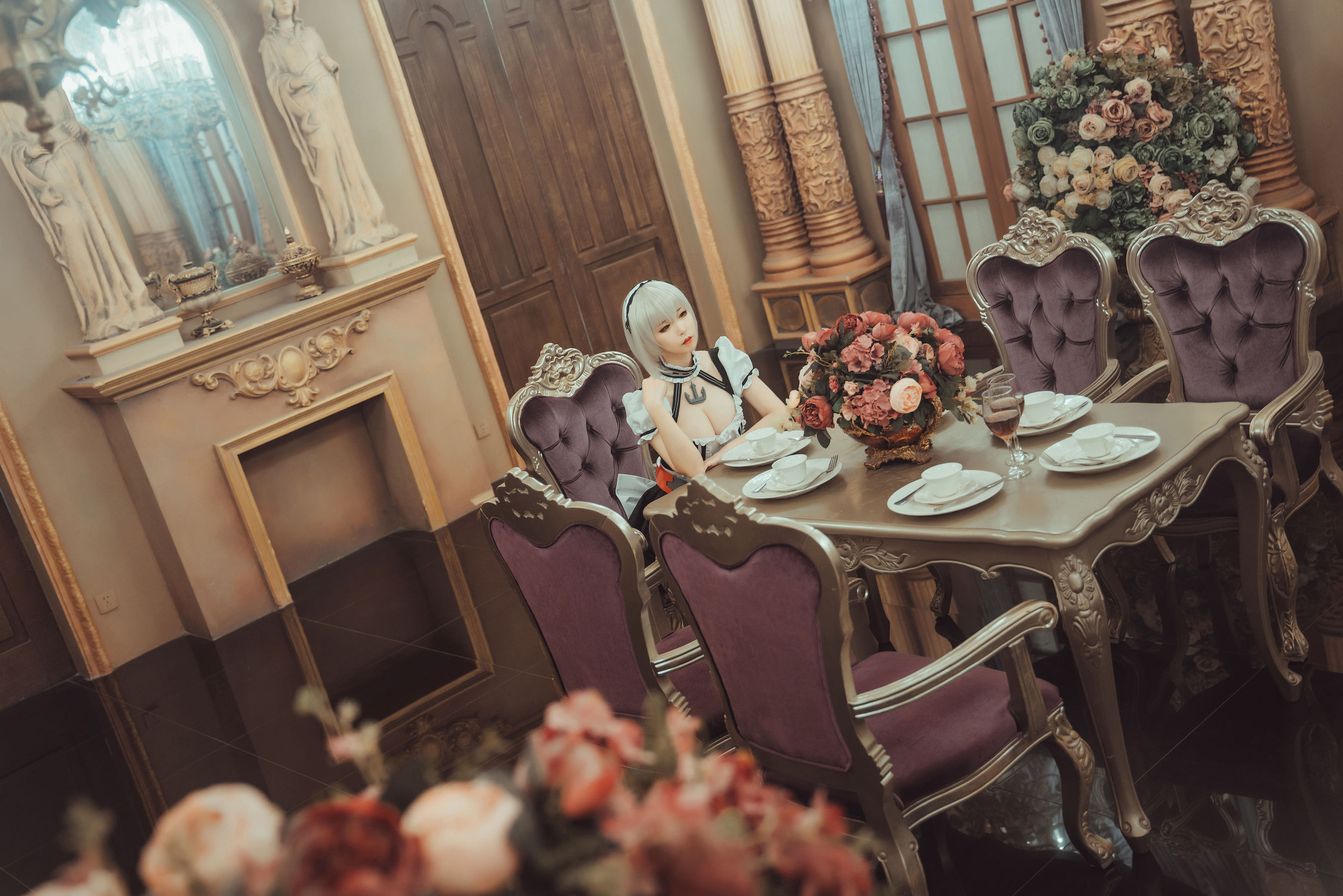 动漫博主爱老师_PhD 天狼星 [18P] - 秀人网免费无水印在线套图写真