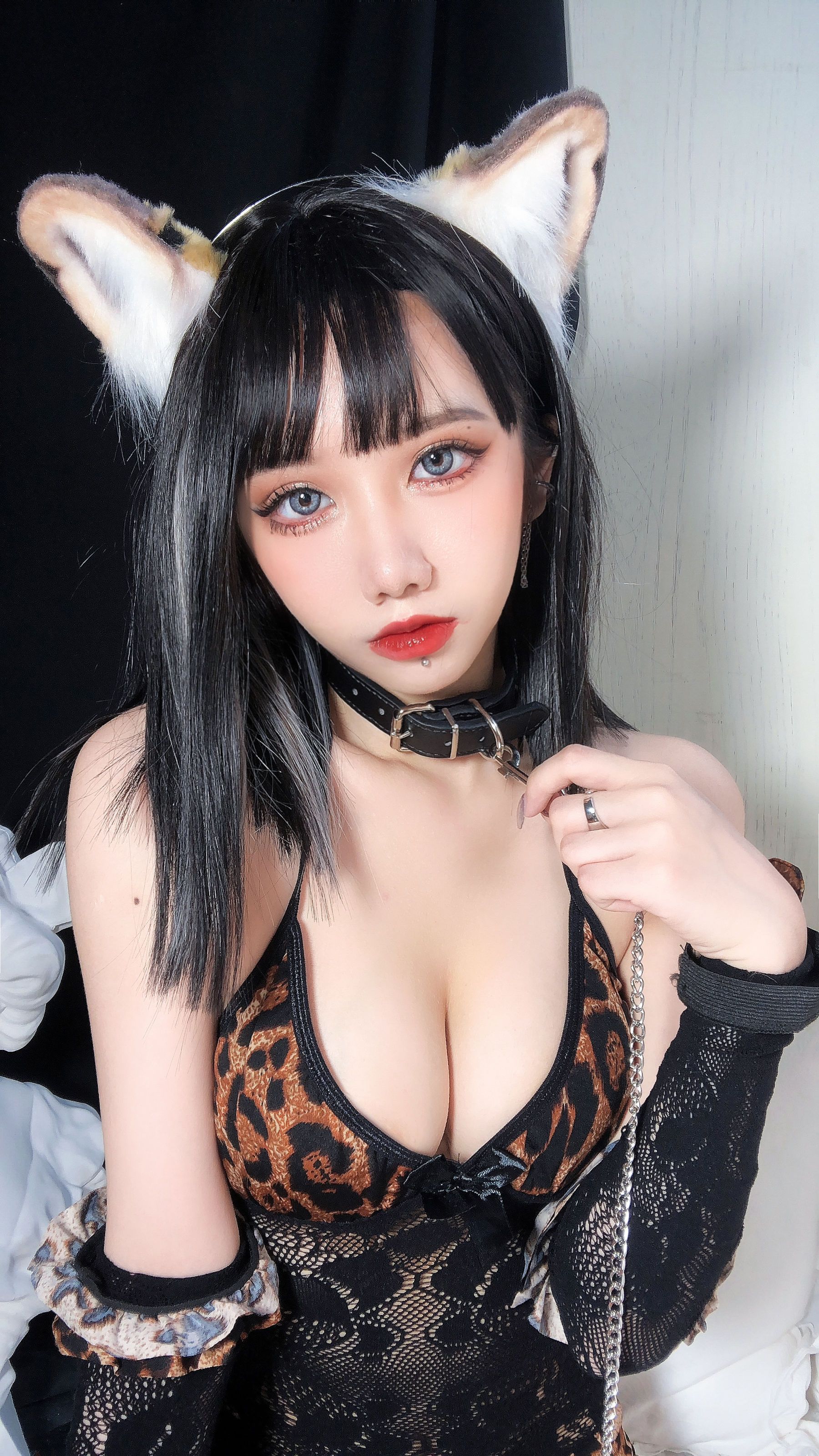 动漫博主果咩酱w – 豹女妹妹 [25P] - 秀人网免费无水印在线套图写真