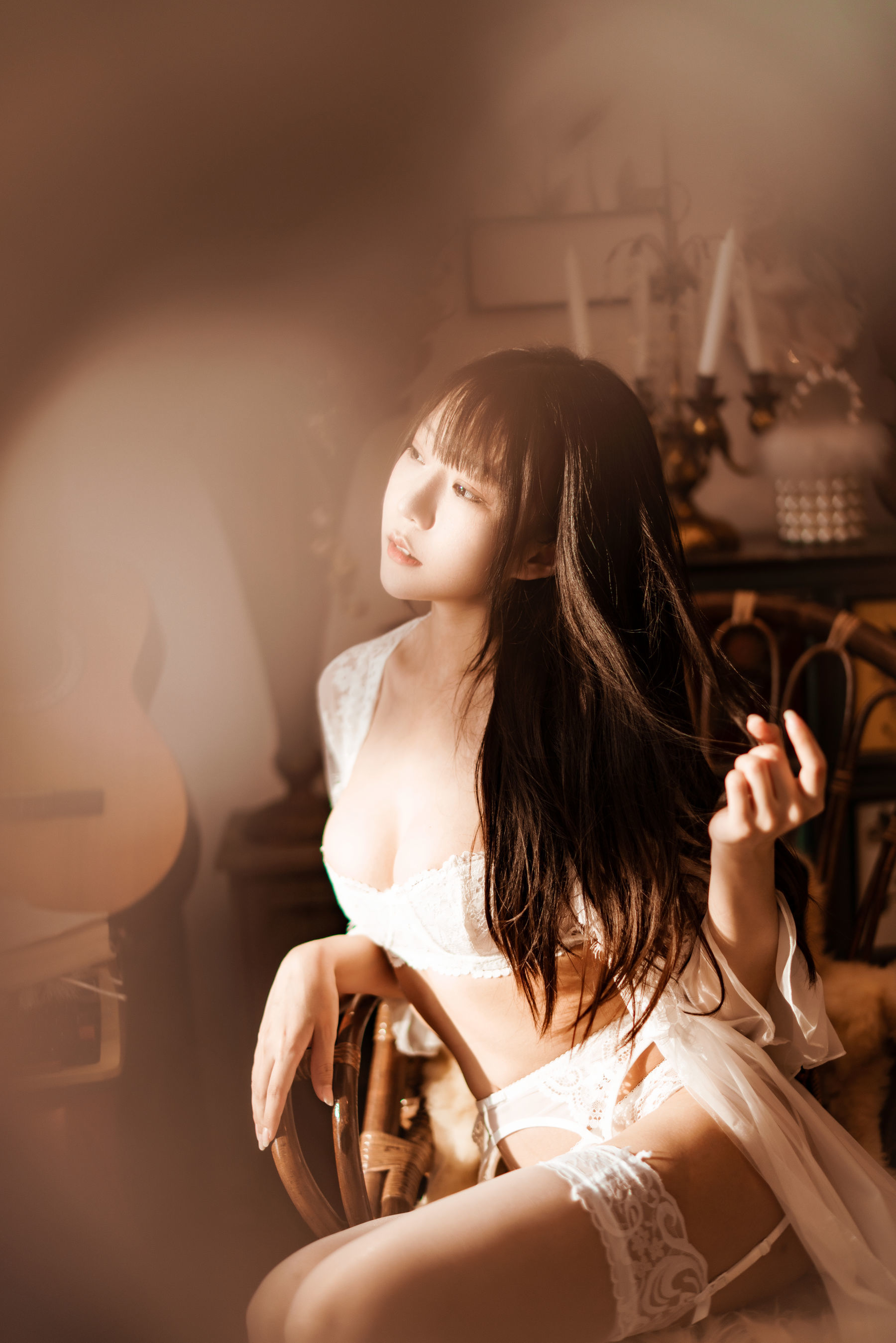 香草喵露露 – 室内白色蕾丝 [81P] - 秀人网免费无水印在线套图写真