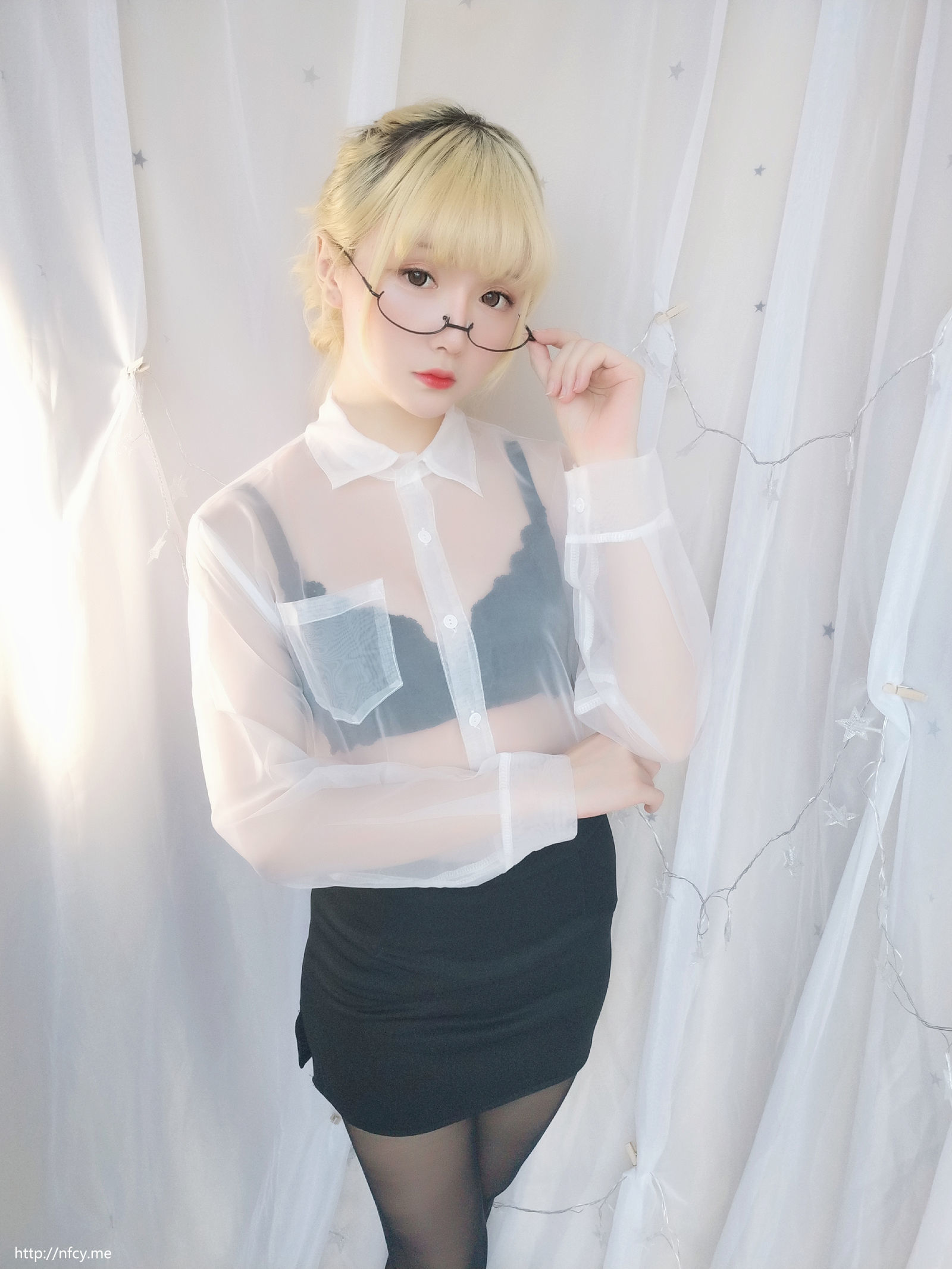 [萝莉COS] 星之迟迟 VOL.11 今晚加班包 [58P] - 秀人网免费无水印在线套图写真