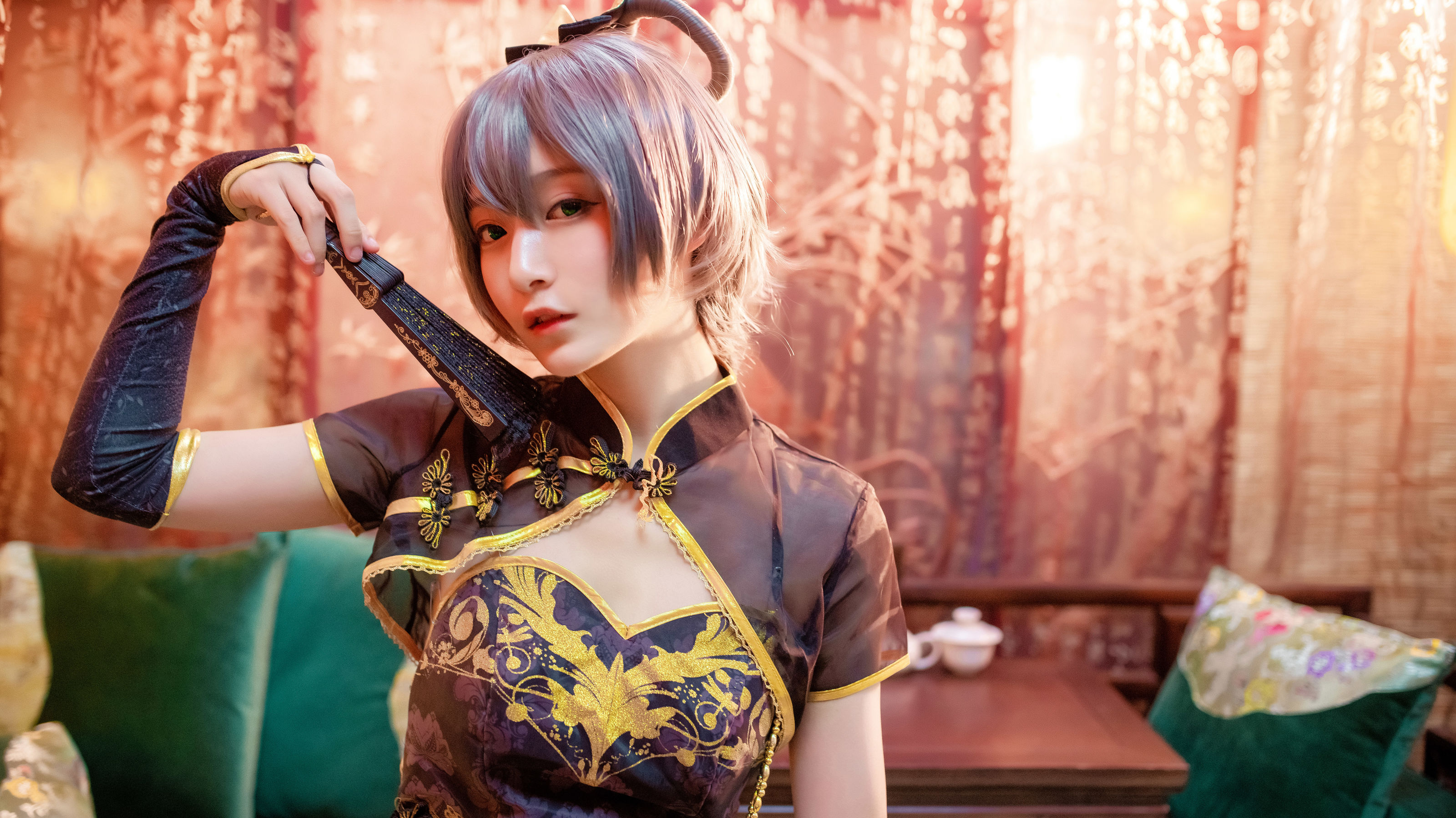 动漫博主铁板烧鬼舞w – 洛天依 [14P] - 秀人网免费无水印在线套图写真